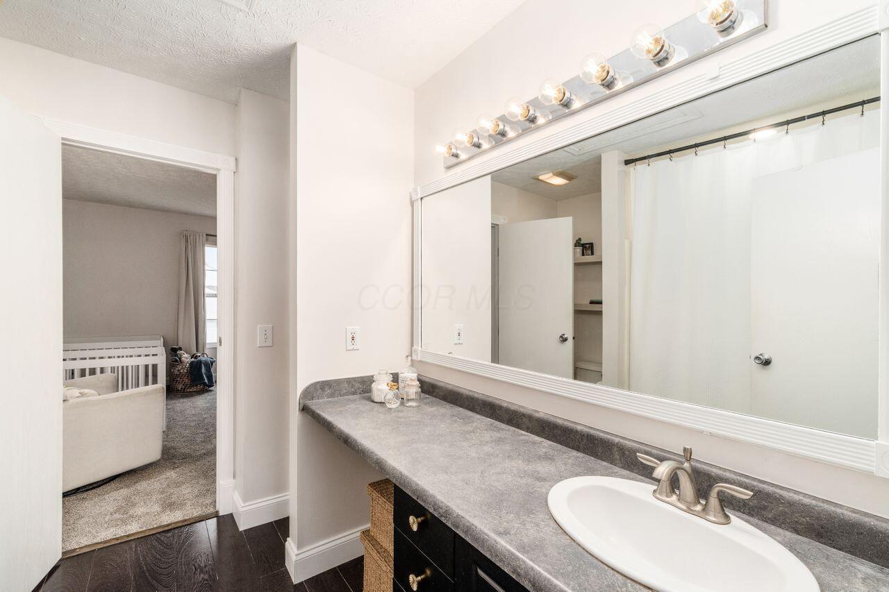 6705 Axtel Drive, 5C