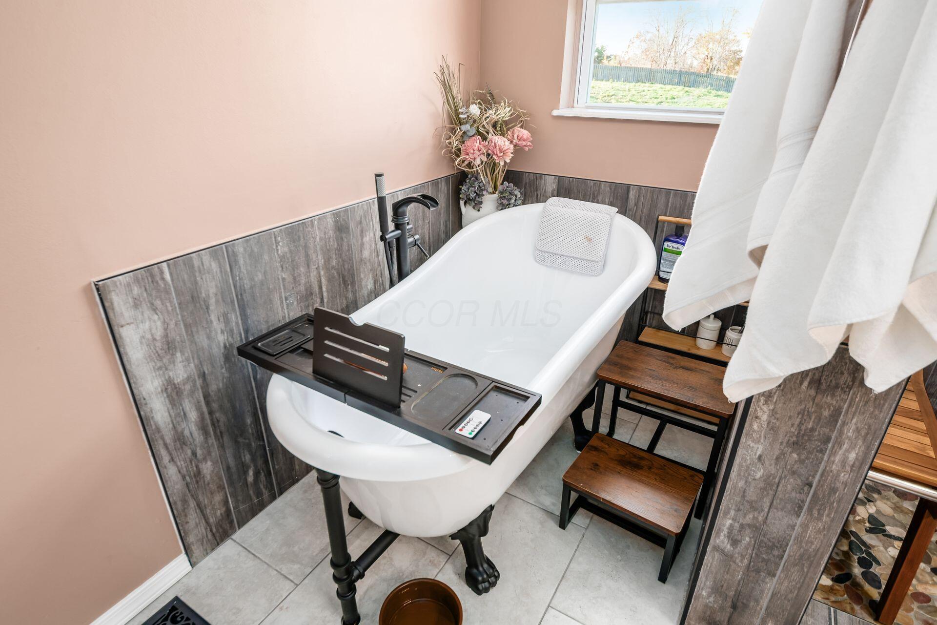 7129 Holderman Street