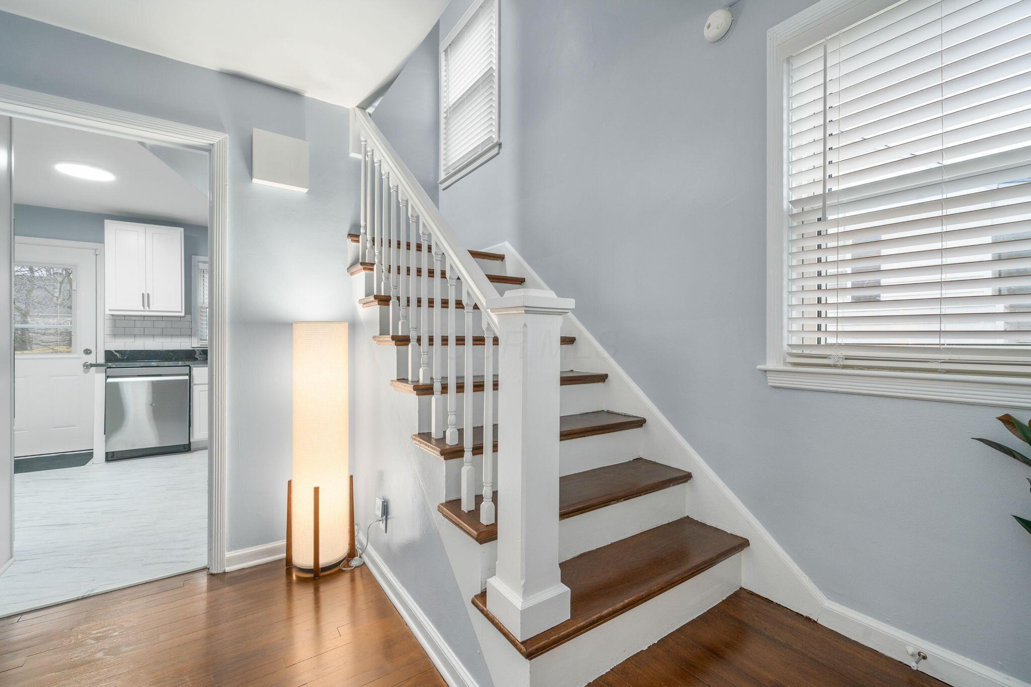 1884 Greenway Avenue S