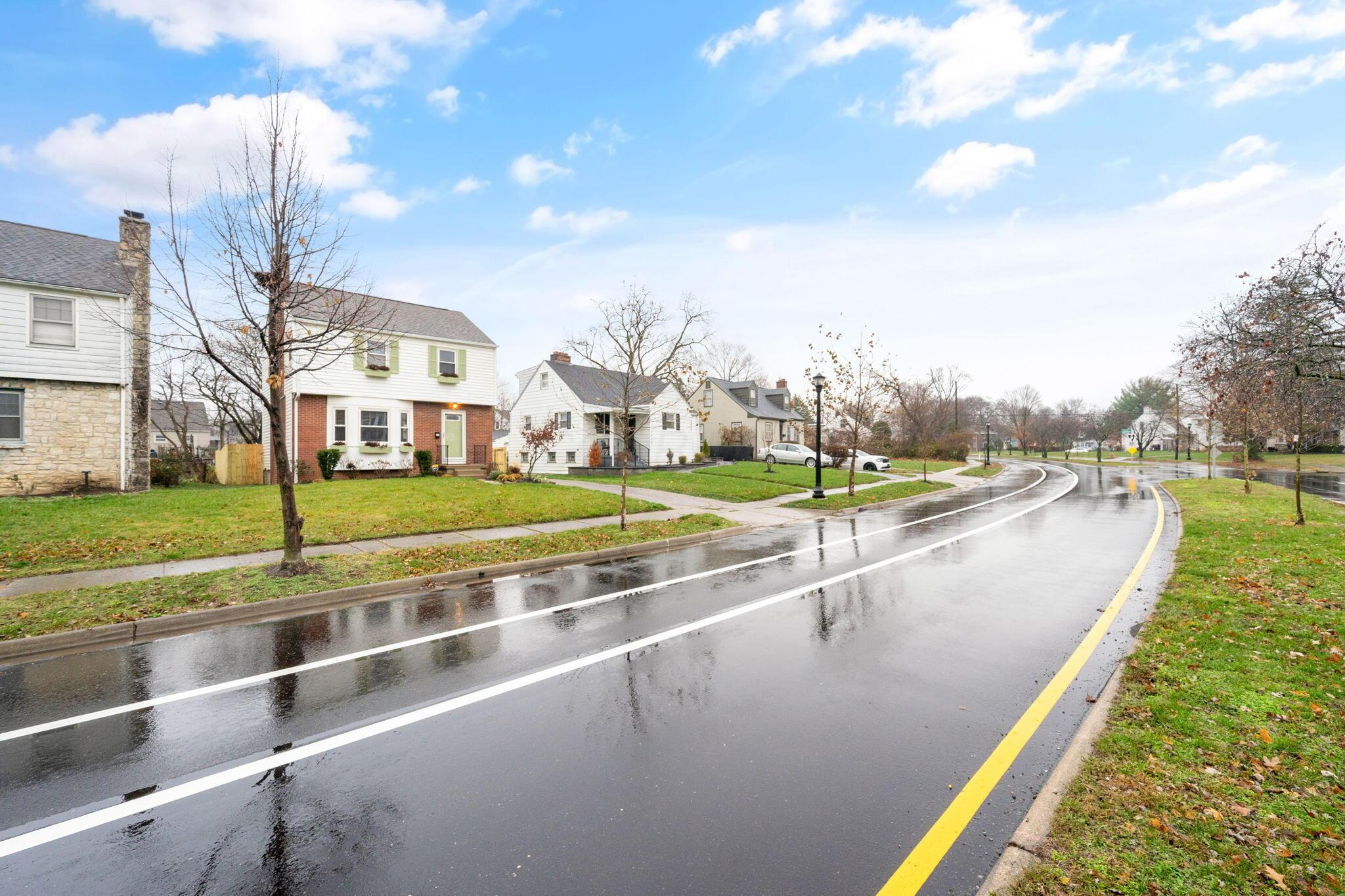 1884 Greenway Avenue S