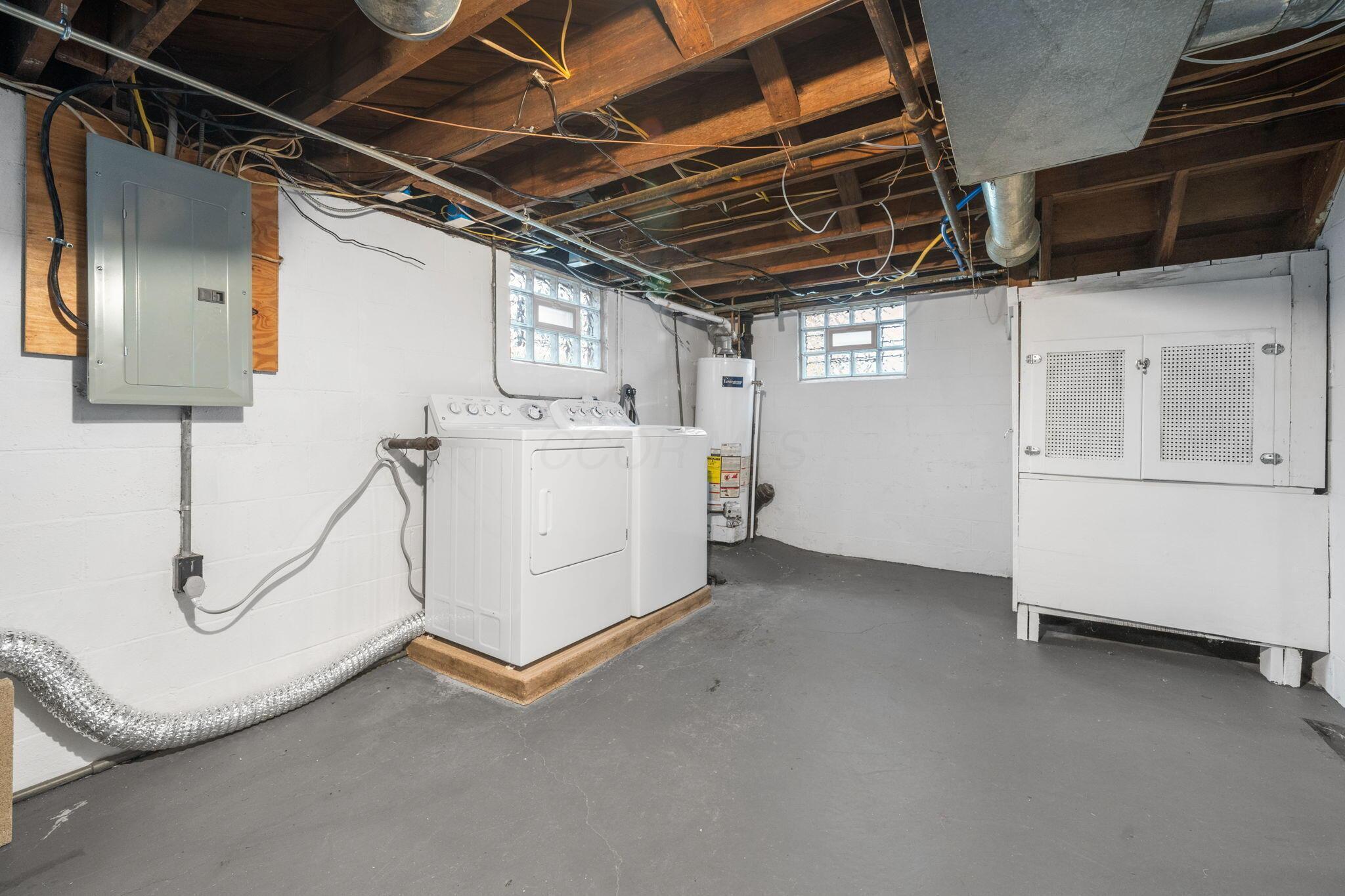 1884 Greenway Avenue S