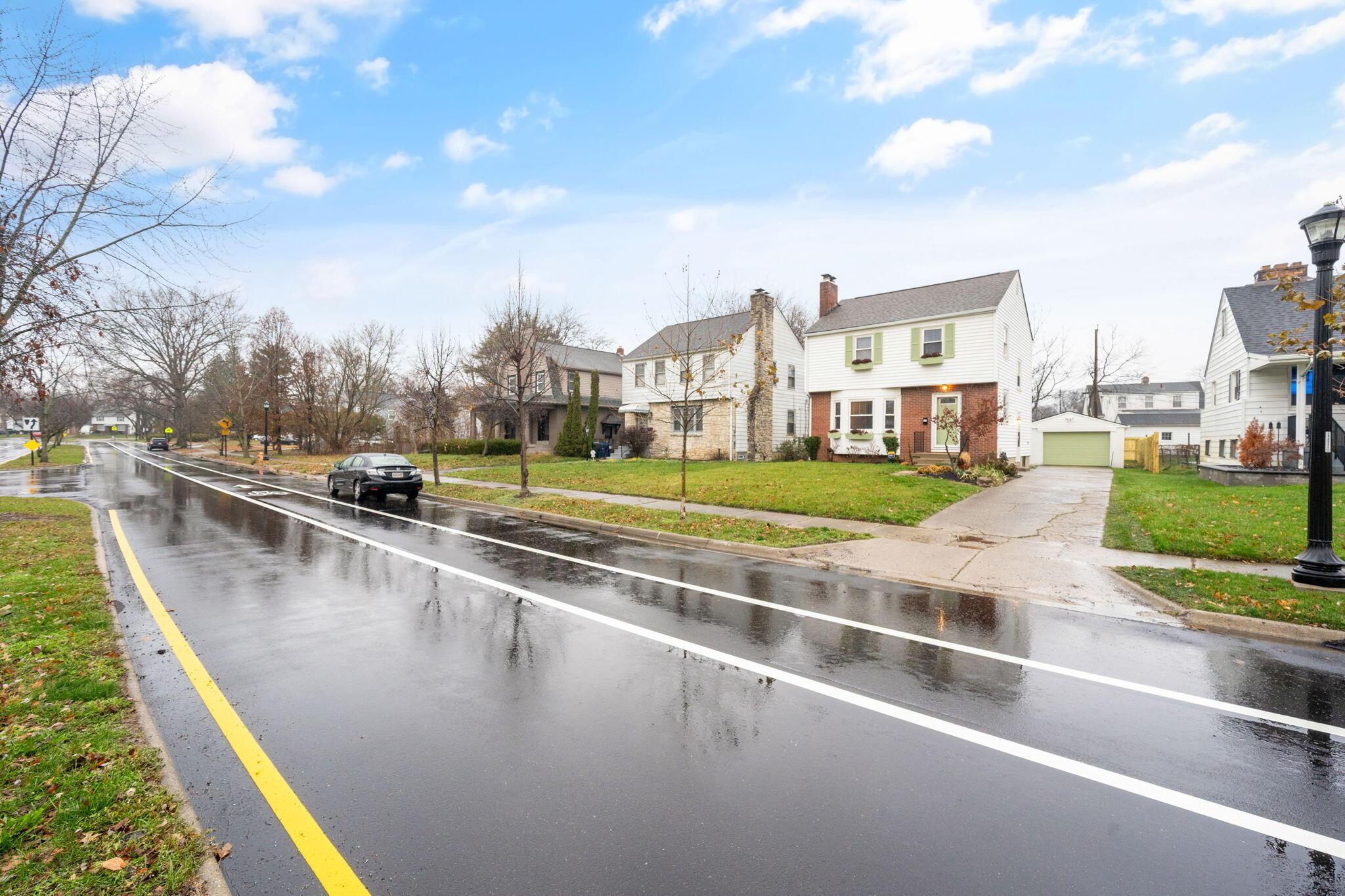 1884 Greenway Avenue S