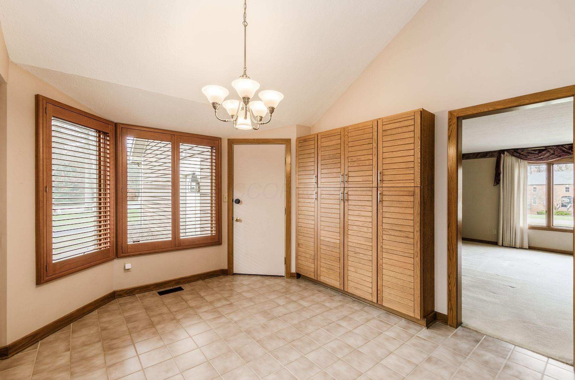 6110 Sugarmaple Court