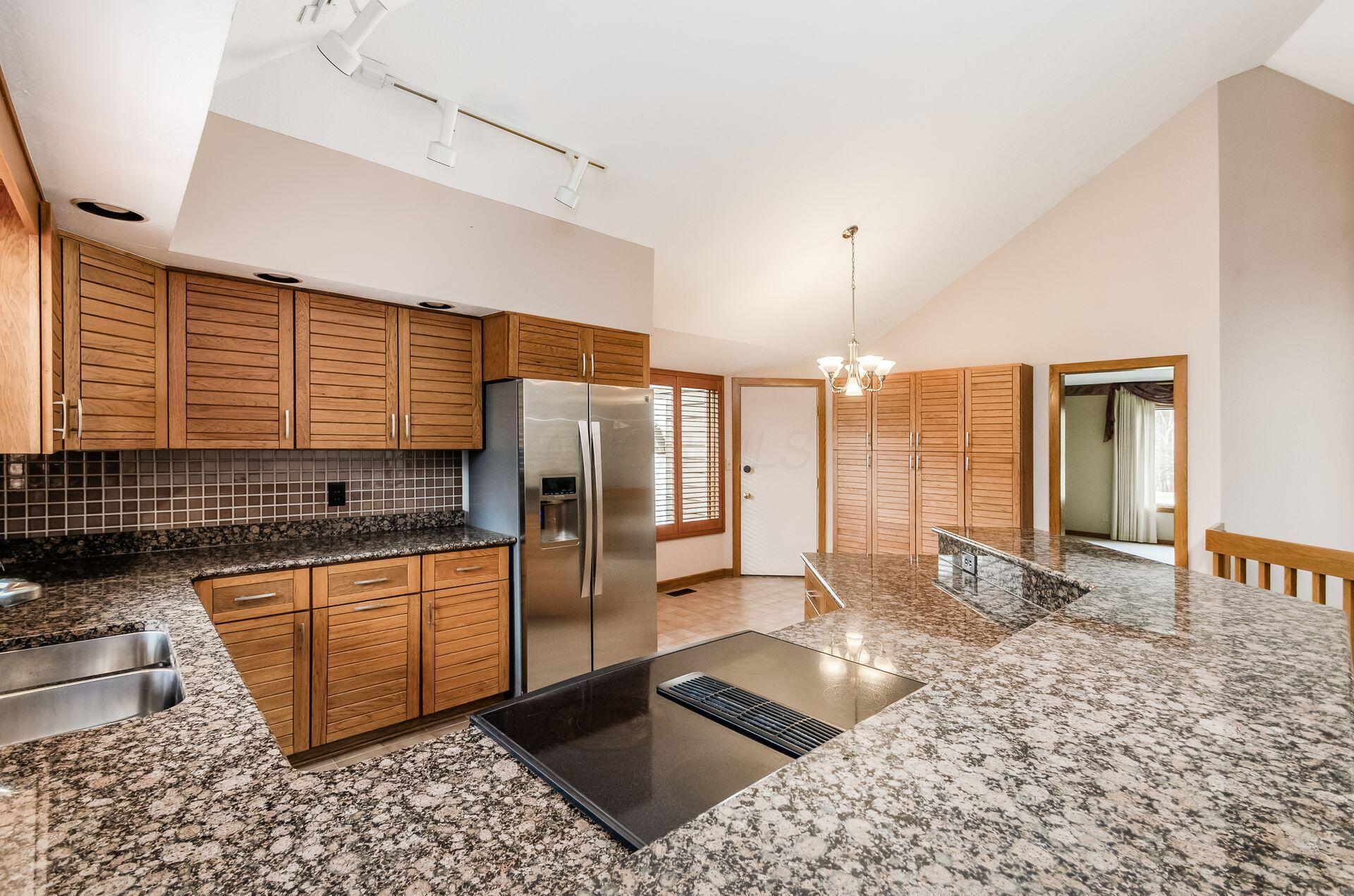 6110 Sugarmaple Court