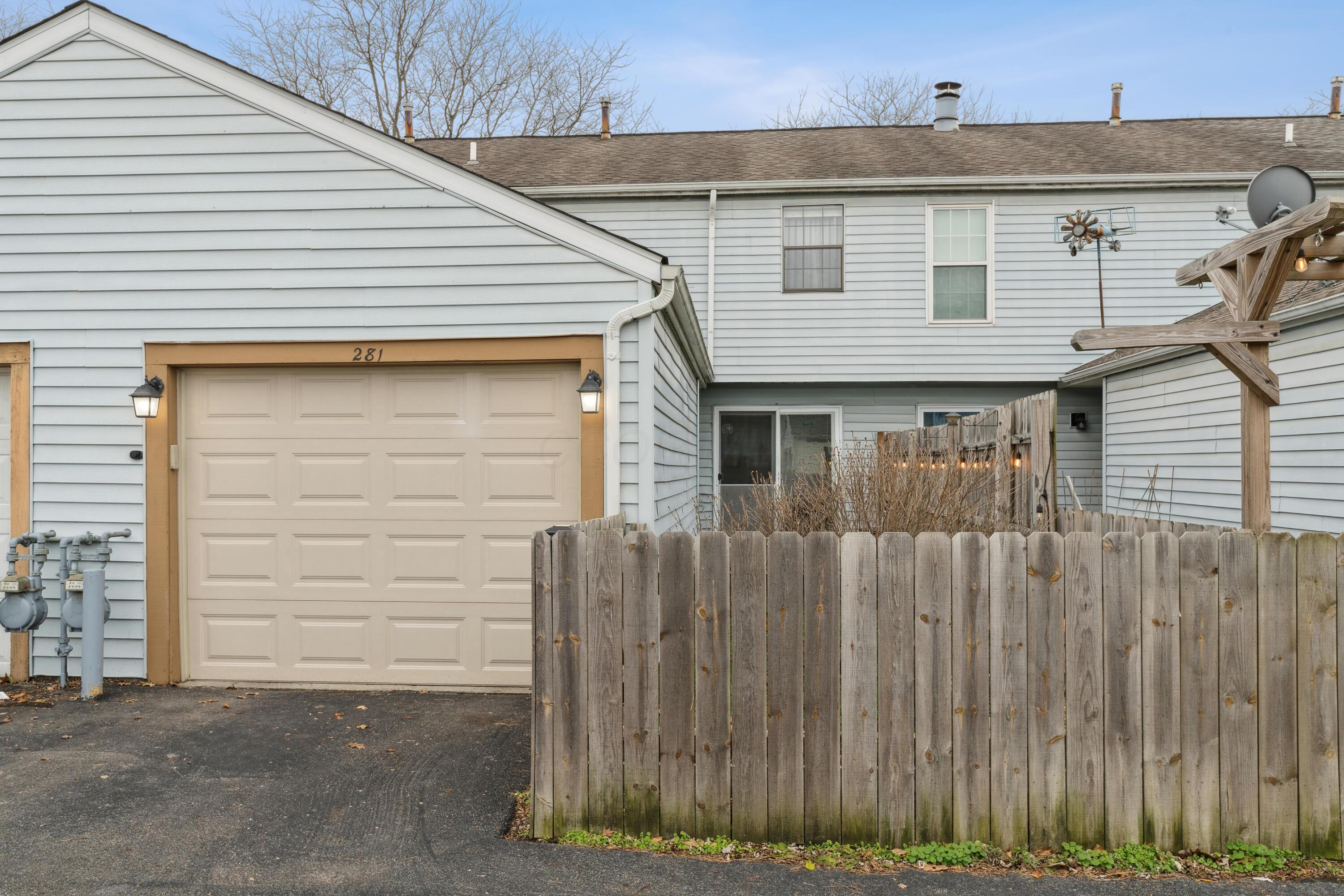 281 Cross Country Drive S, C