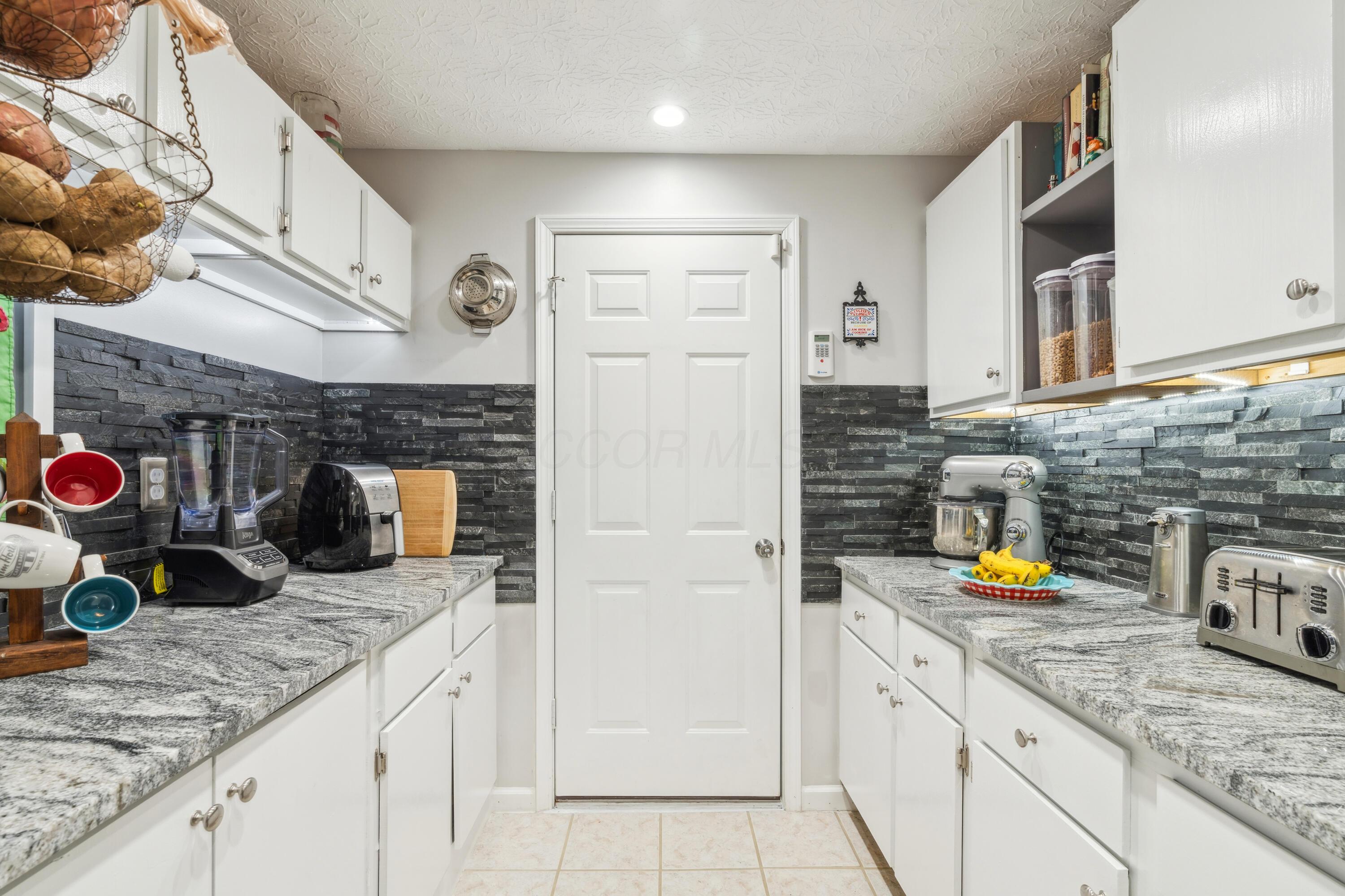 281 Cross Country Drive S, C