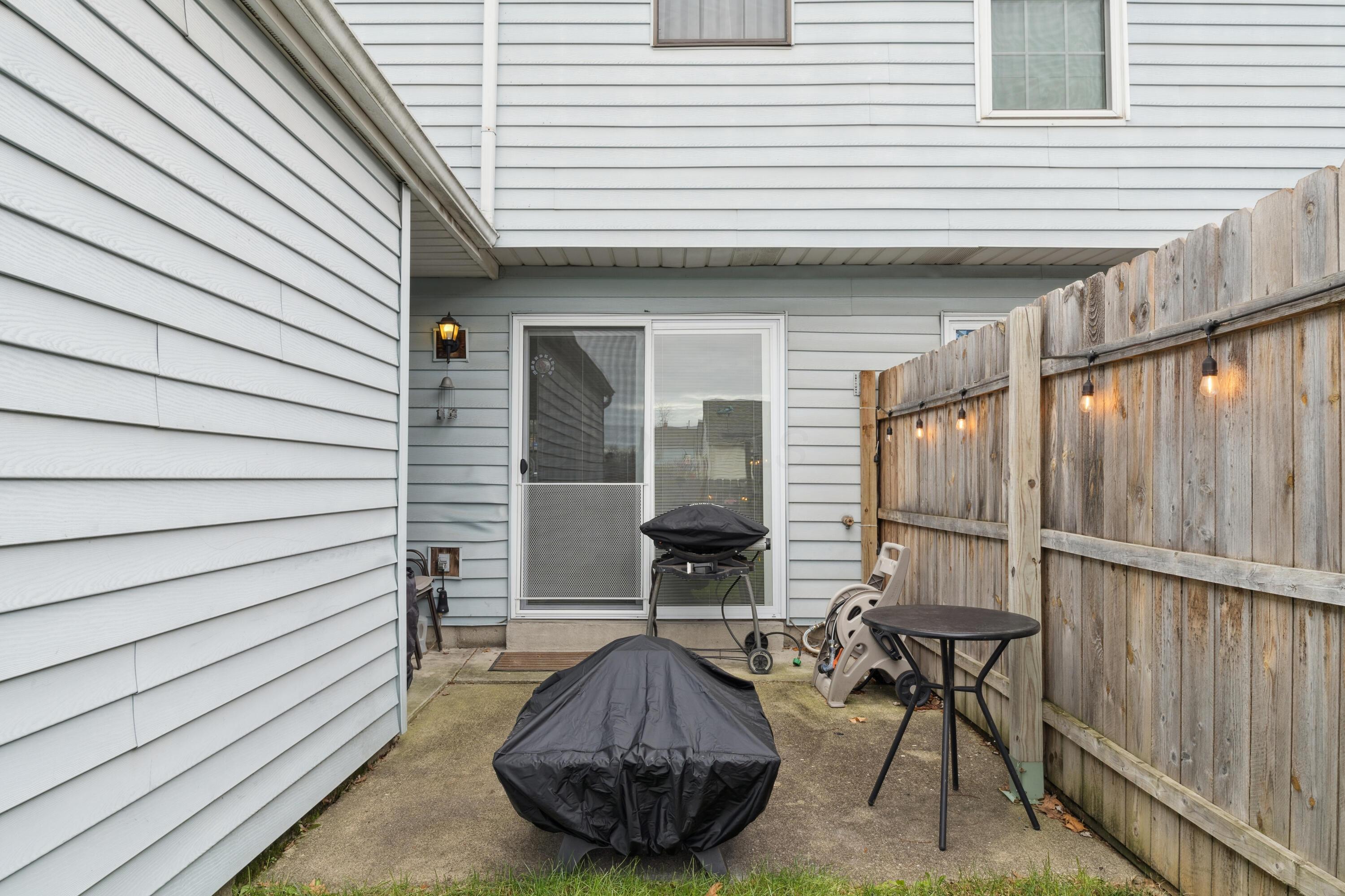 281 Cross Country Drive S, C
