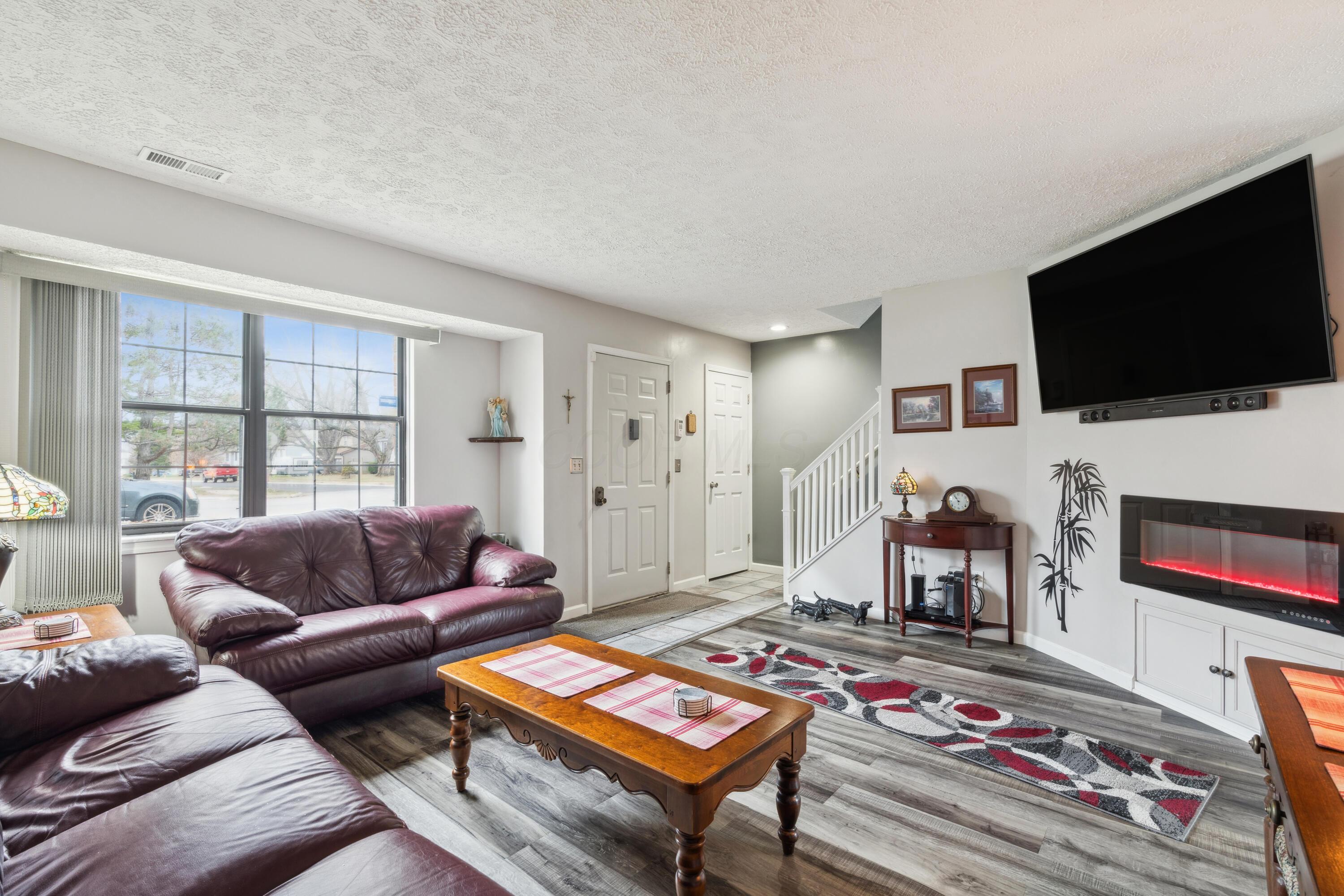 281 Cross Country Drive S, C