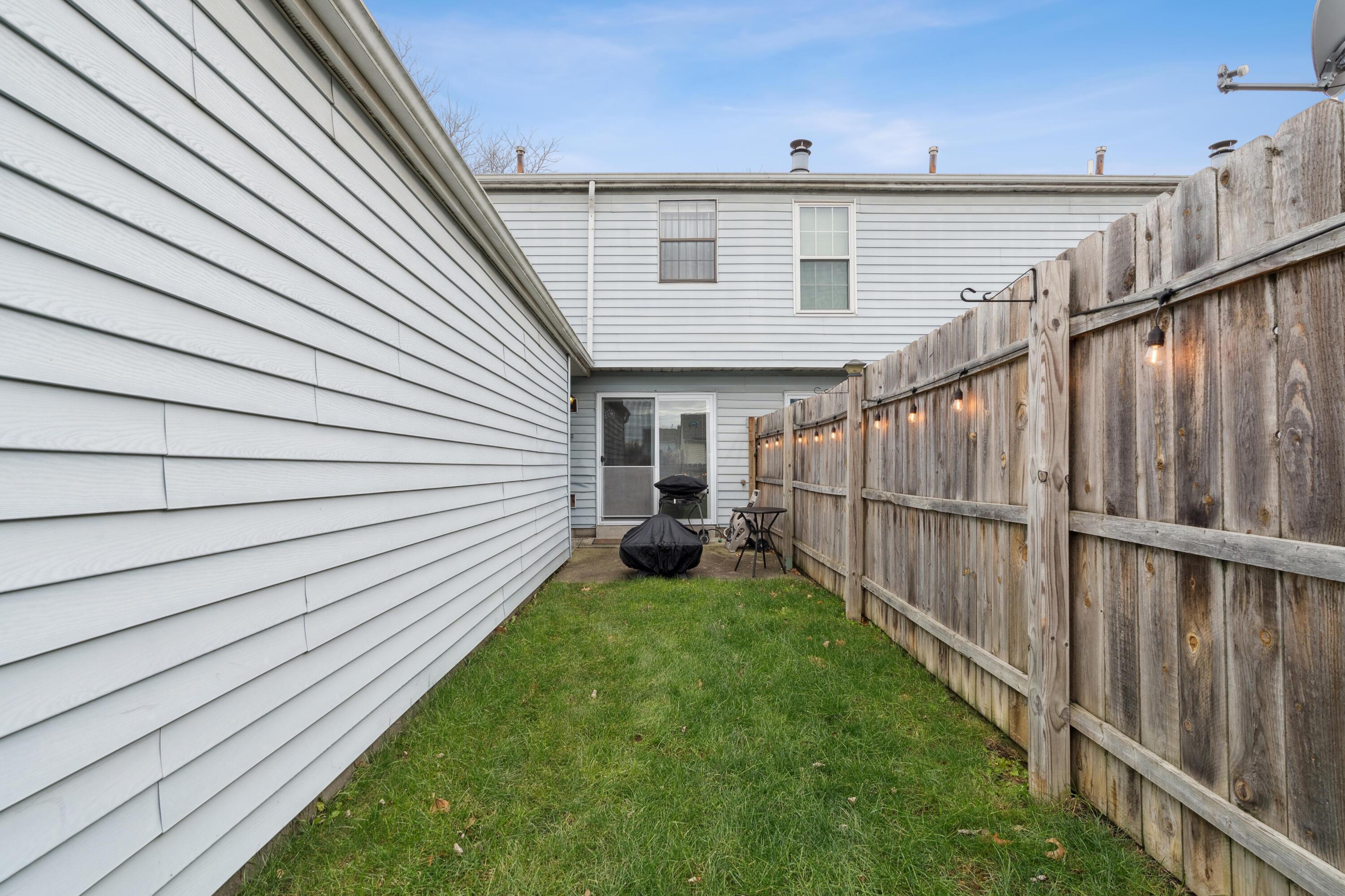 281 Cross Country Drive S, C