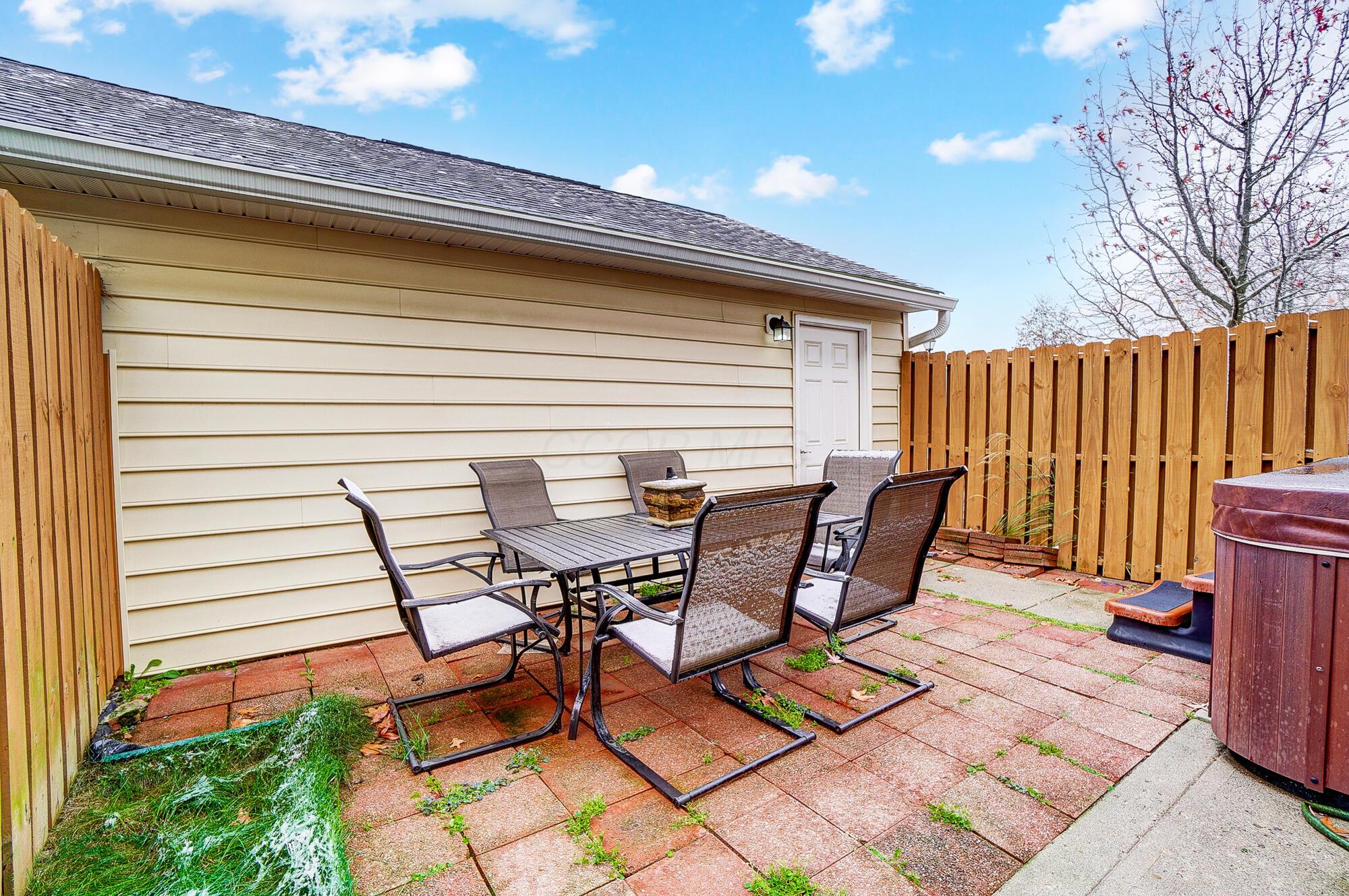 5779 Colts Gate Drive, 44