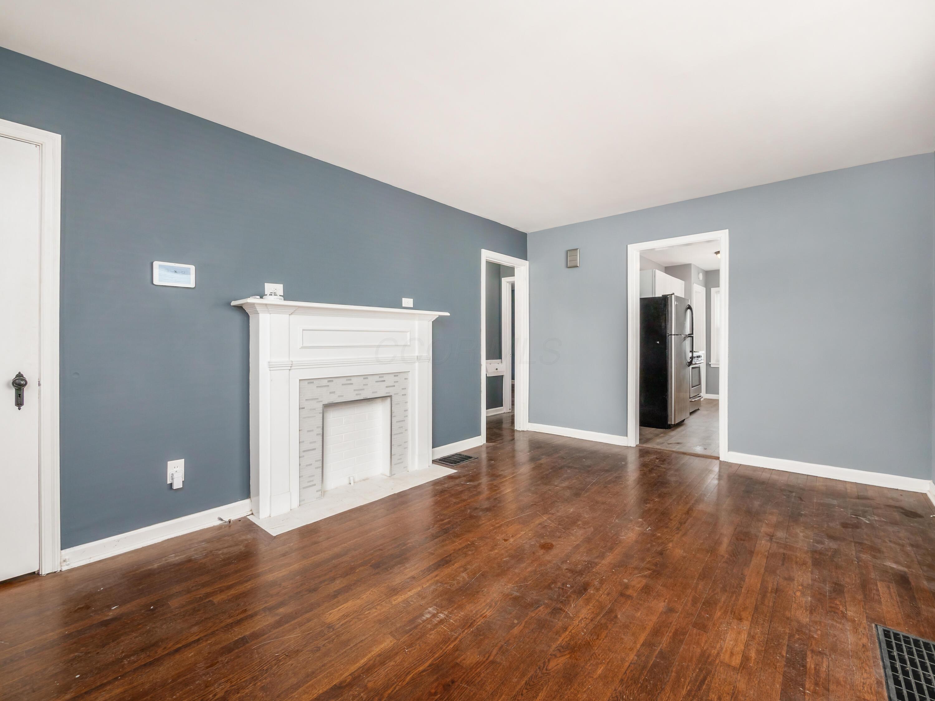 1895 E North Broadway Street