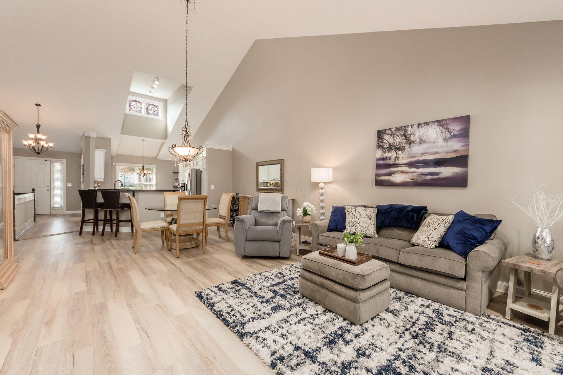 7943 Linksview Circle