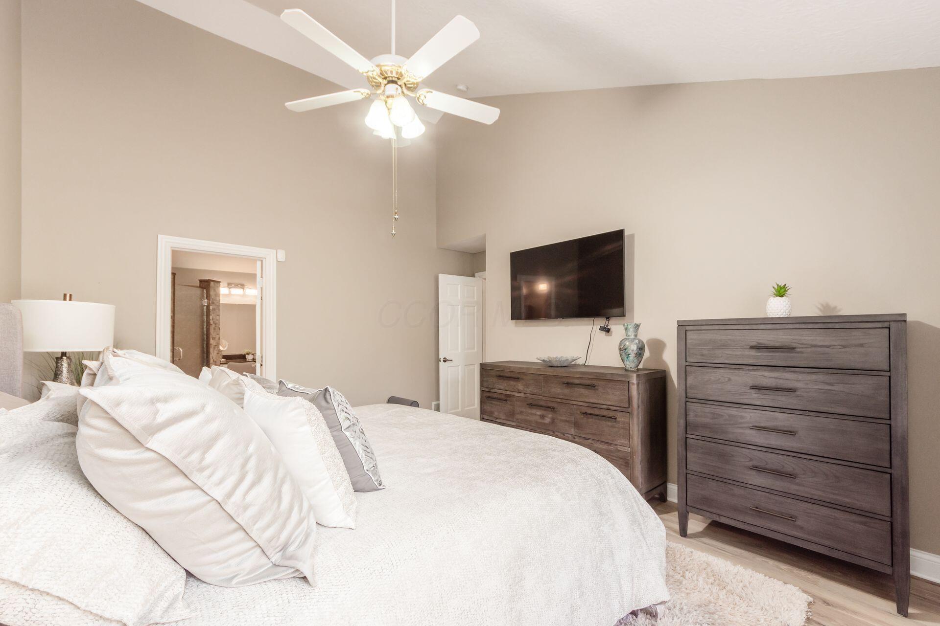 7943 Linksview Circle