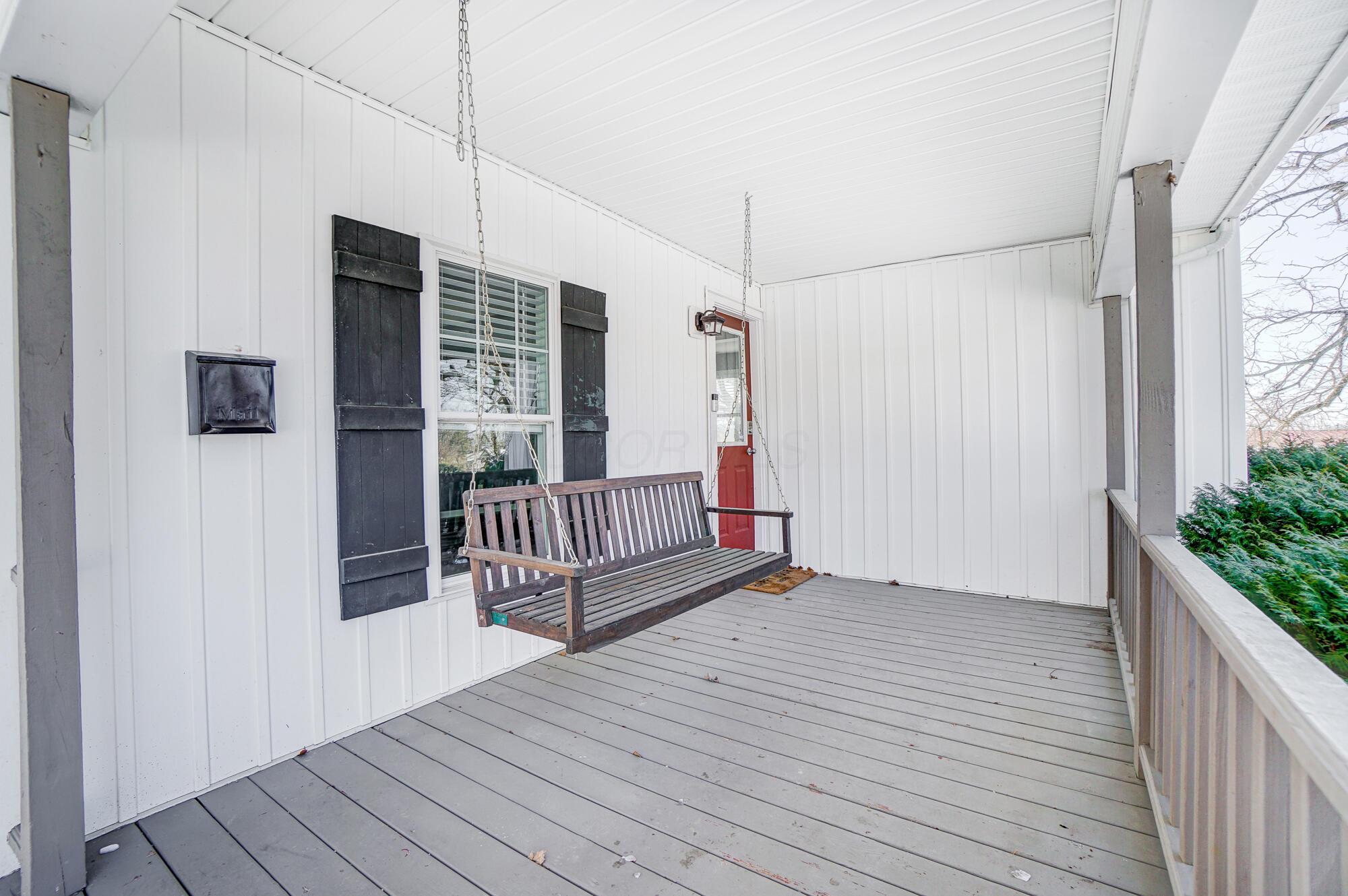 305 Elm Street