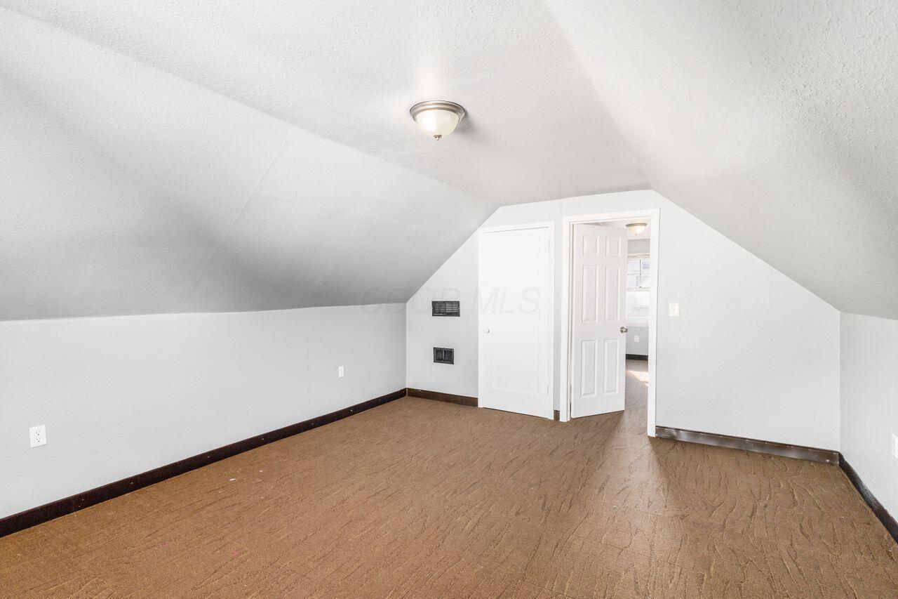 3164 Hamilton Avenue