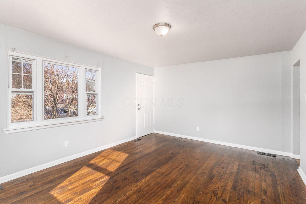 3164 Hamilton Avenue