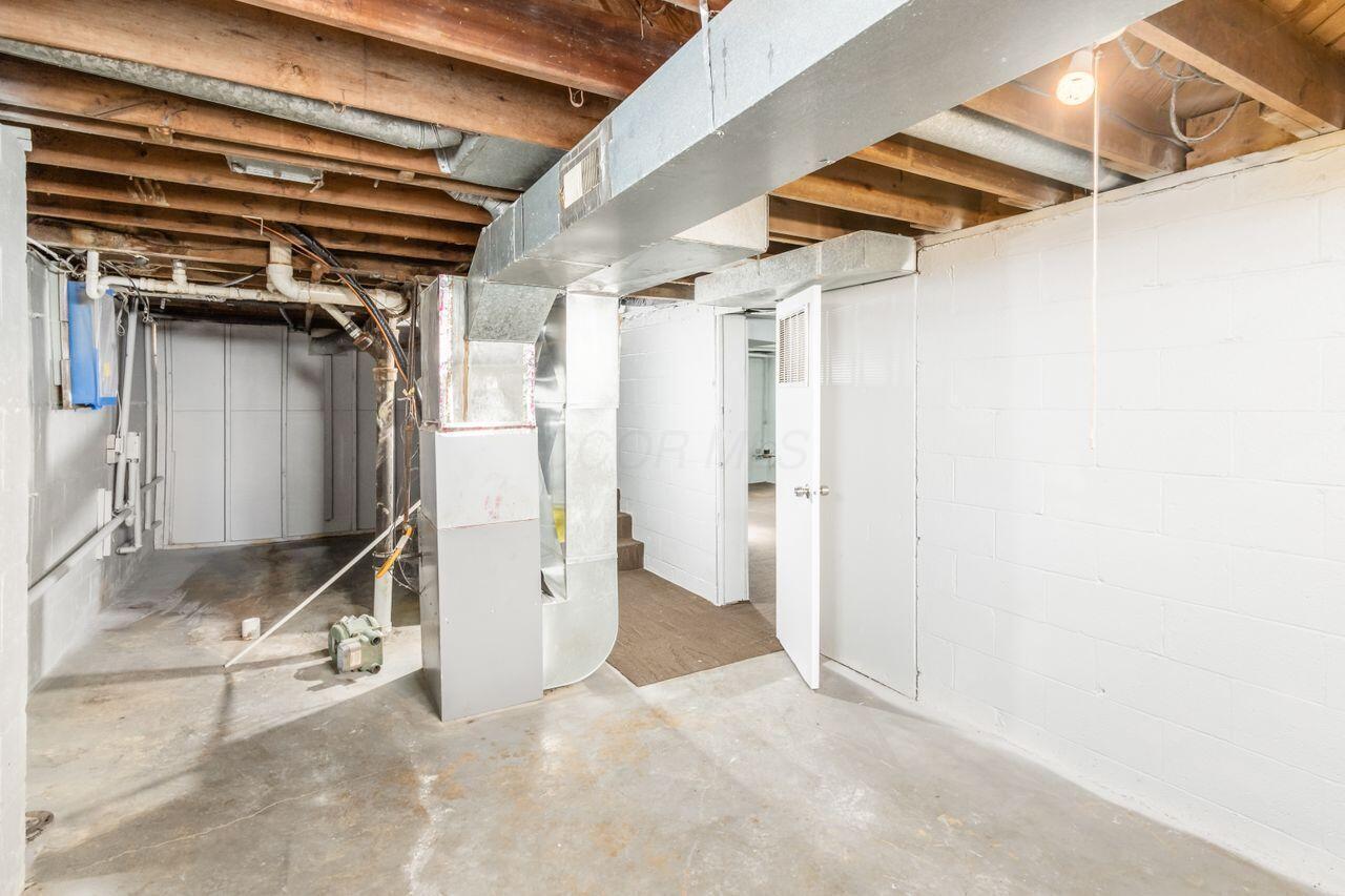 3164 Hamilton Avenue