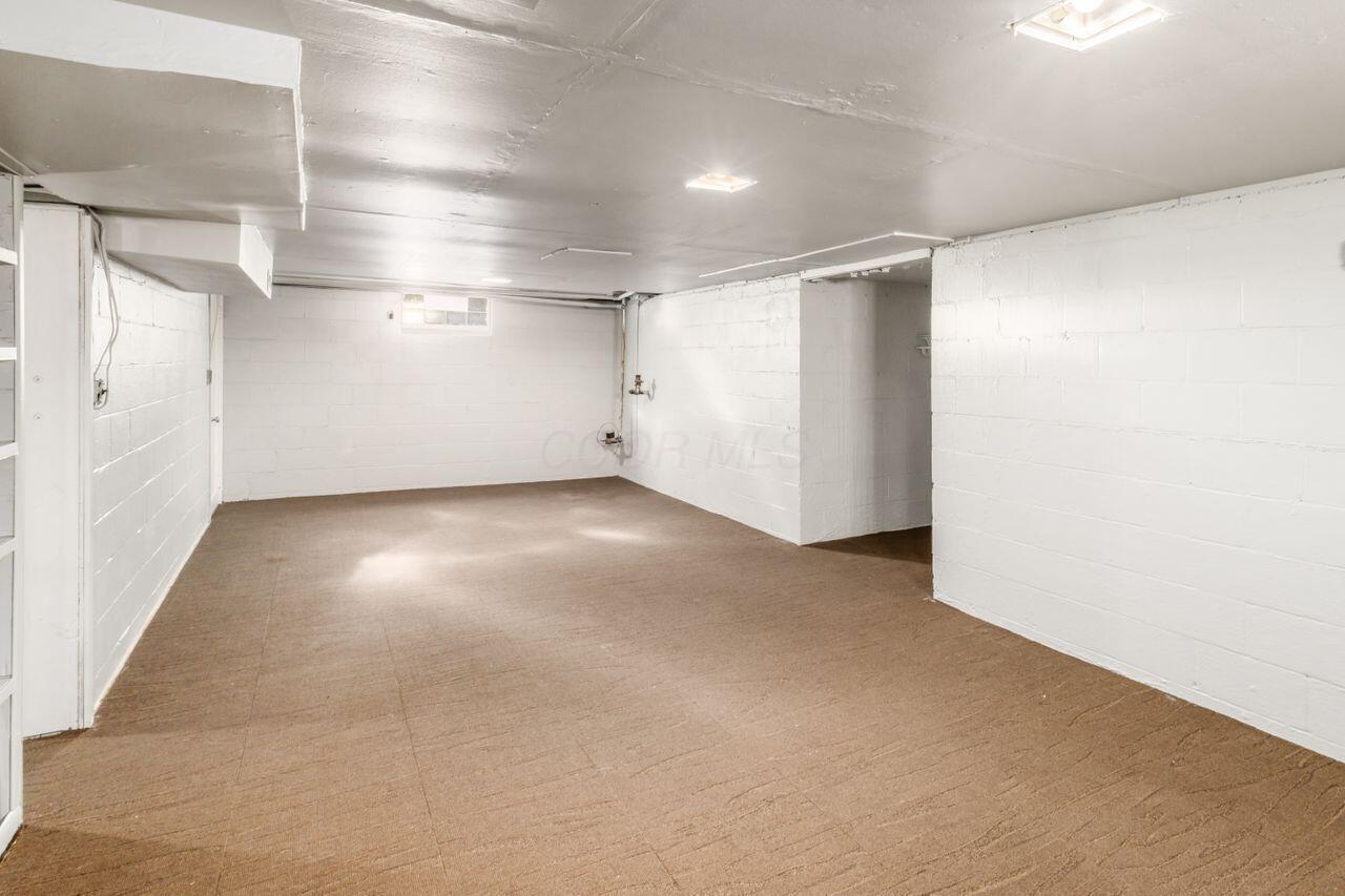 3164 Hamilton Avenue