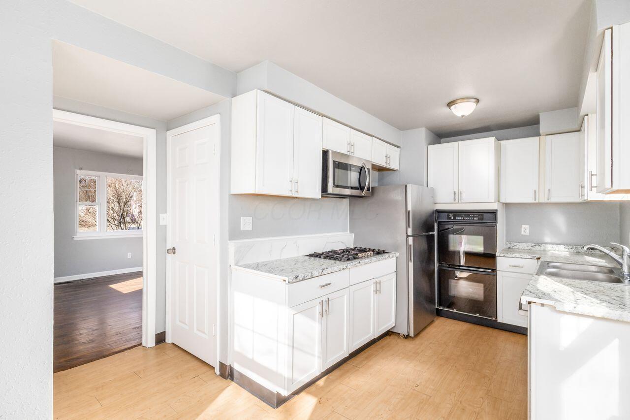 3164 Hamilton Avenue