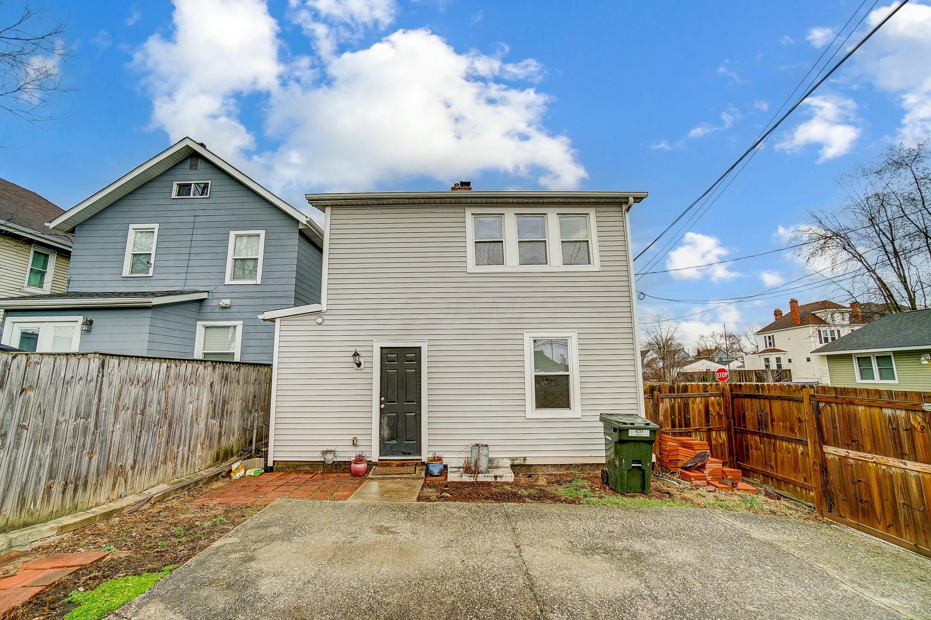 631 Siebert Street