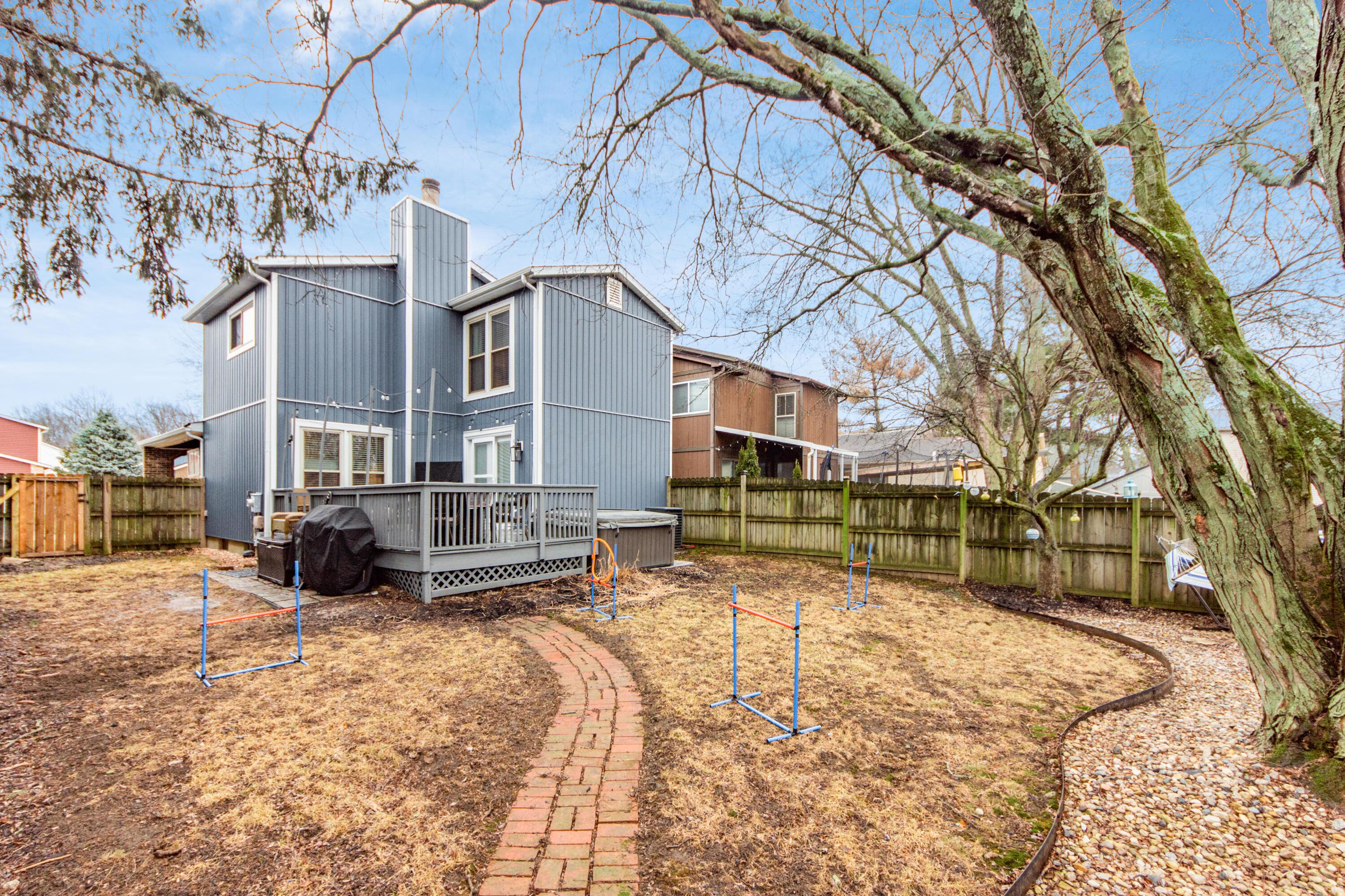 859 Fortunegate Drive