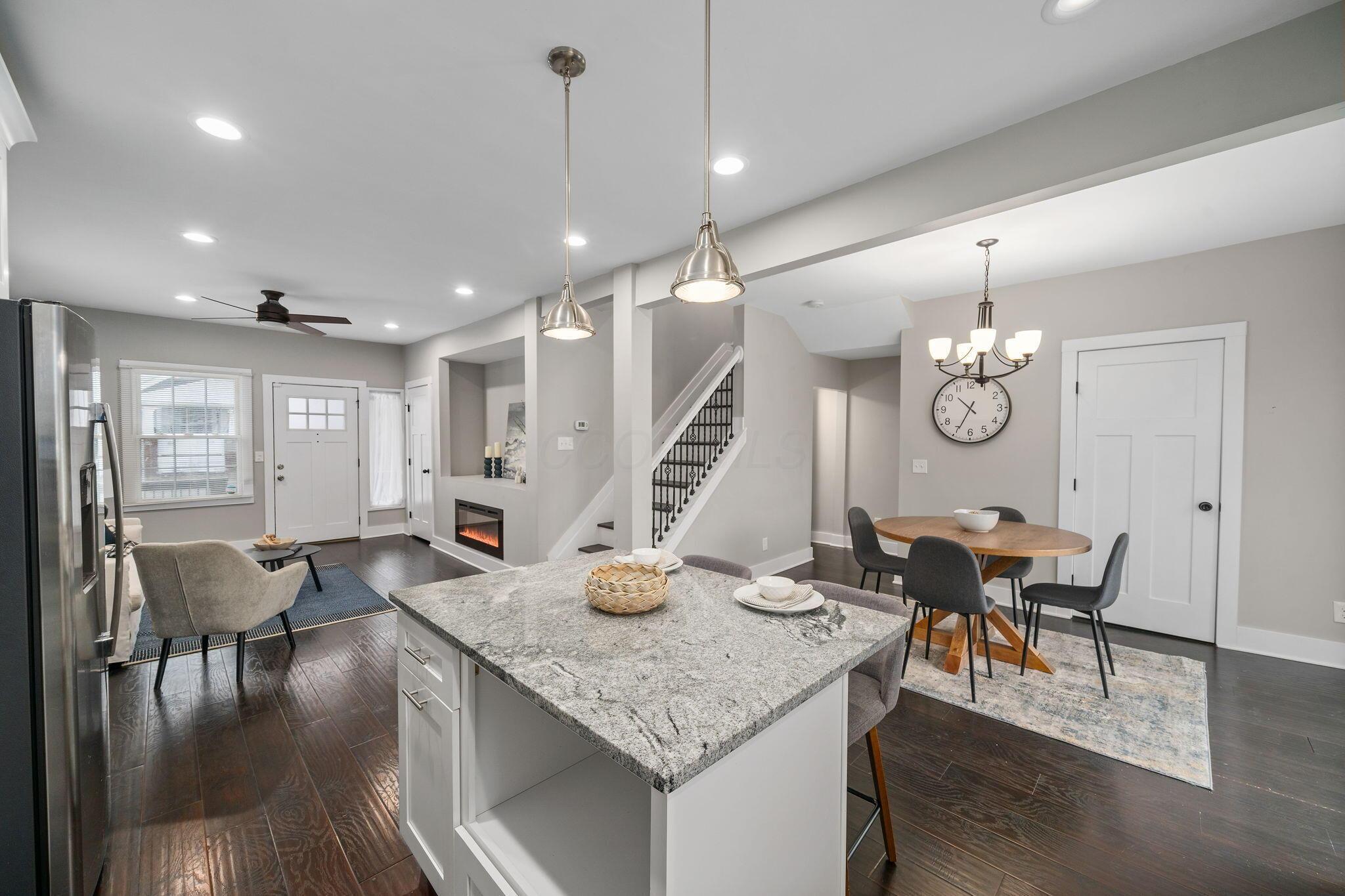 557 E Mithoff Street