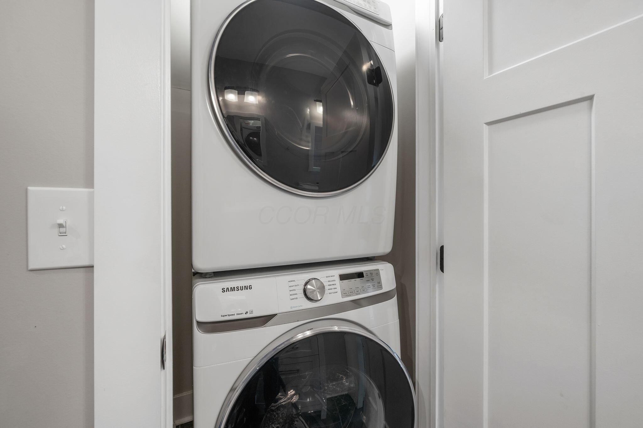 557 E Mithoff Street