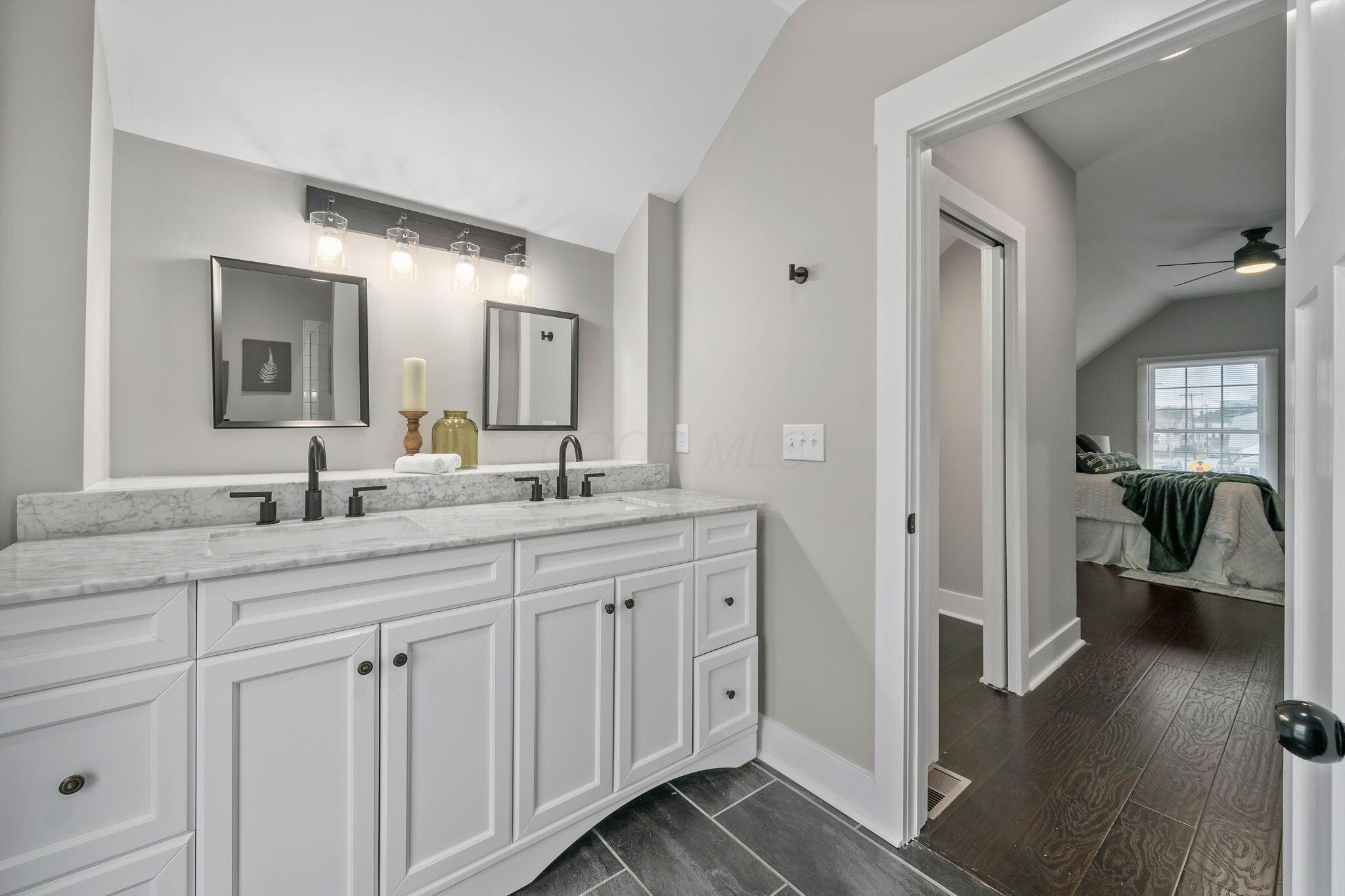 557 E Mithoff Street