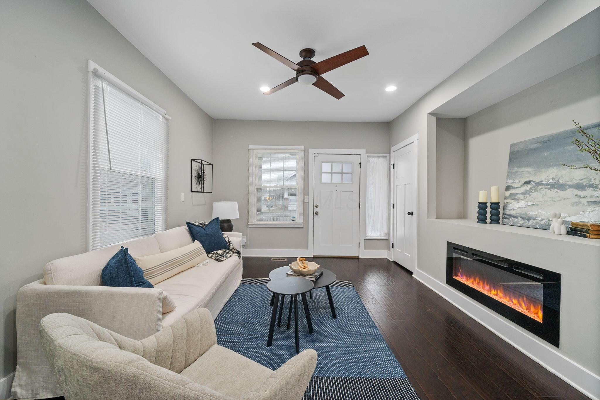 557 E Mithoff Street