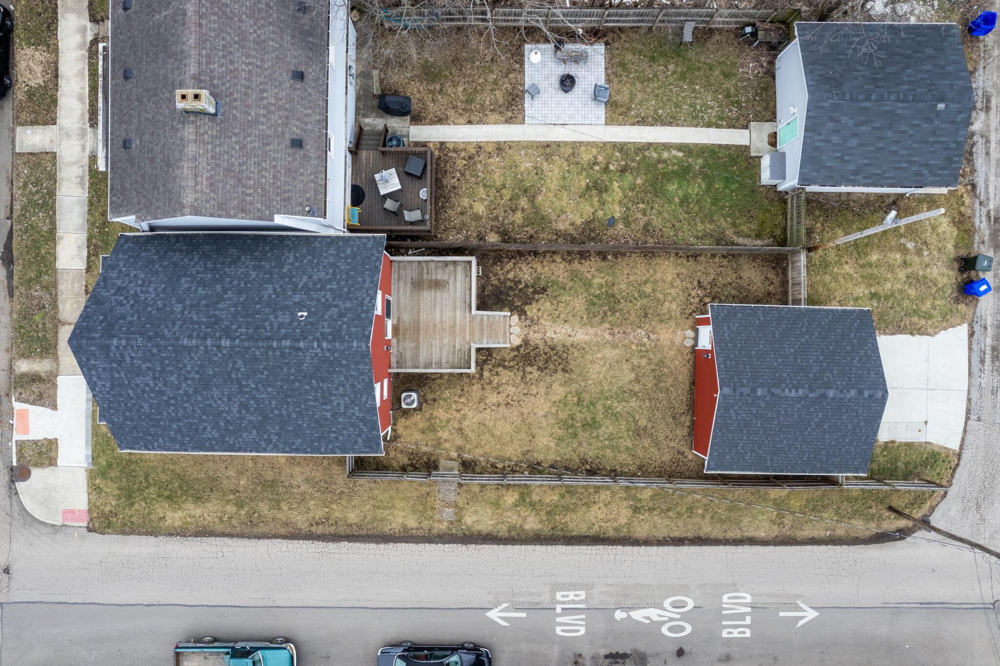 557 E Mithoff Street