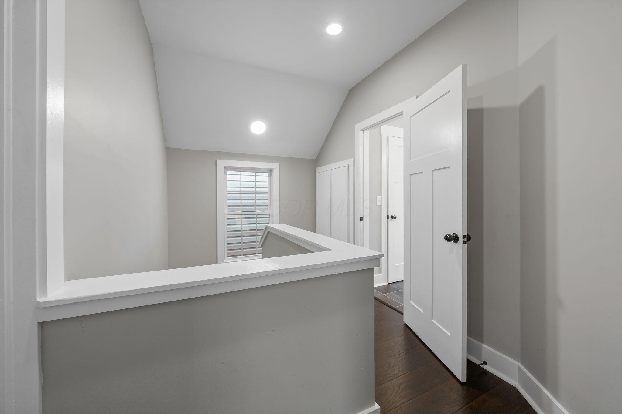 557 E Mithoff Street