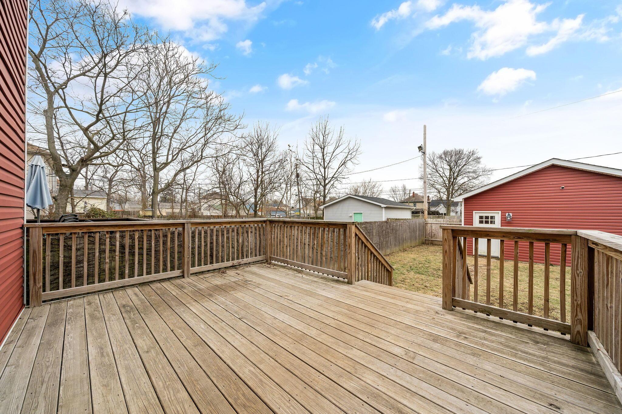 557 E Mithoff Street