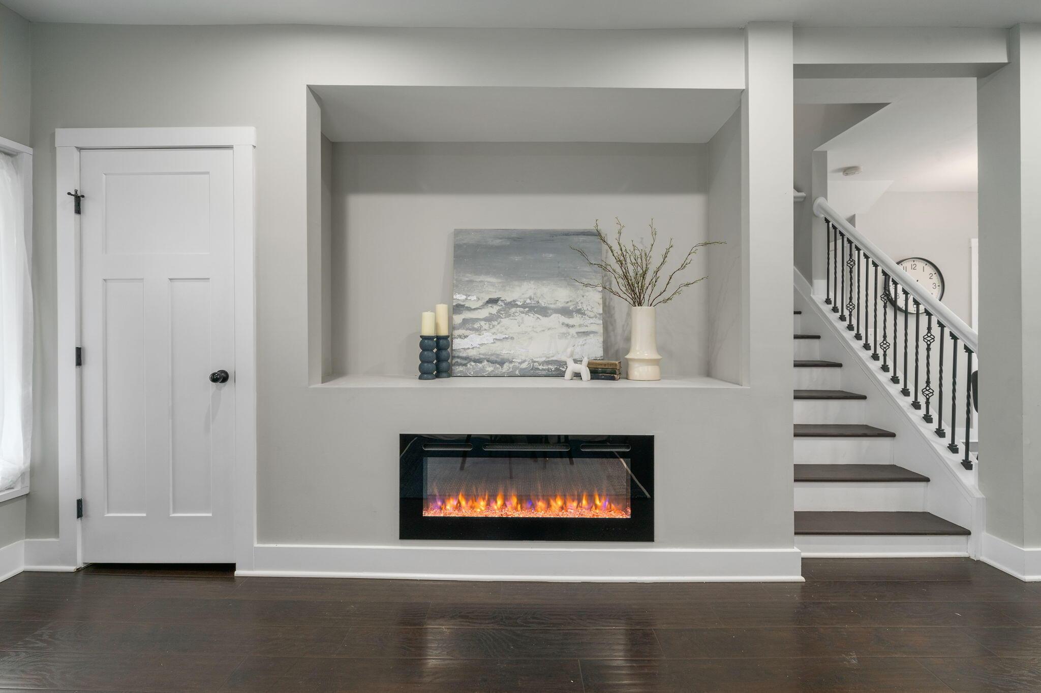 557 E Mithoff Street