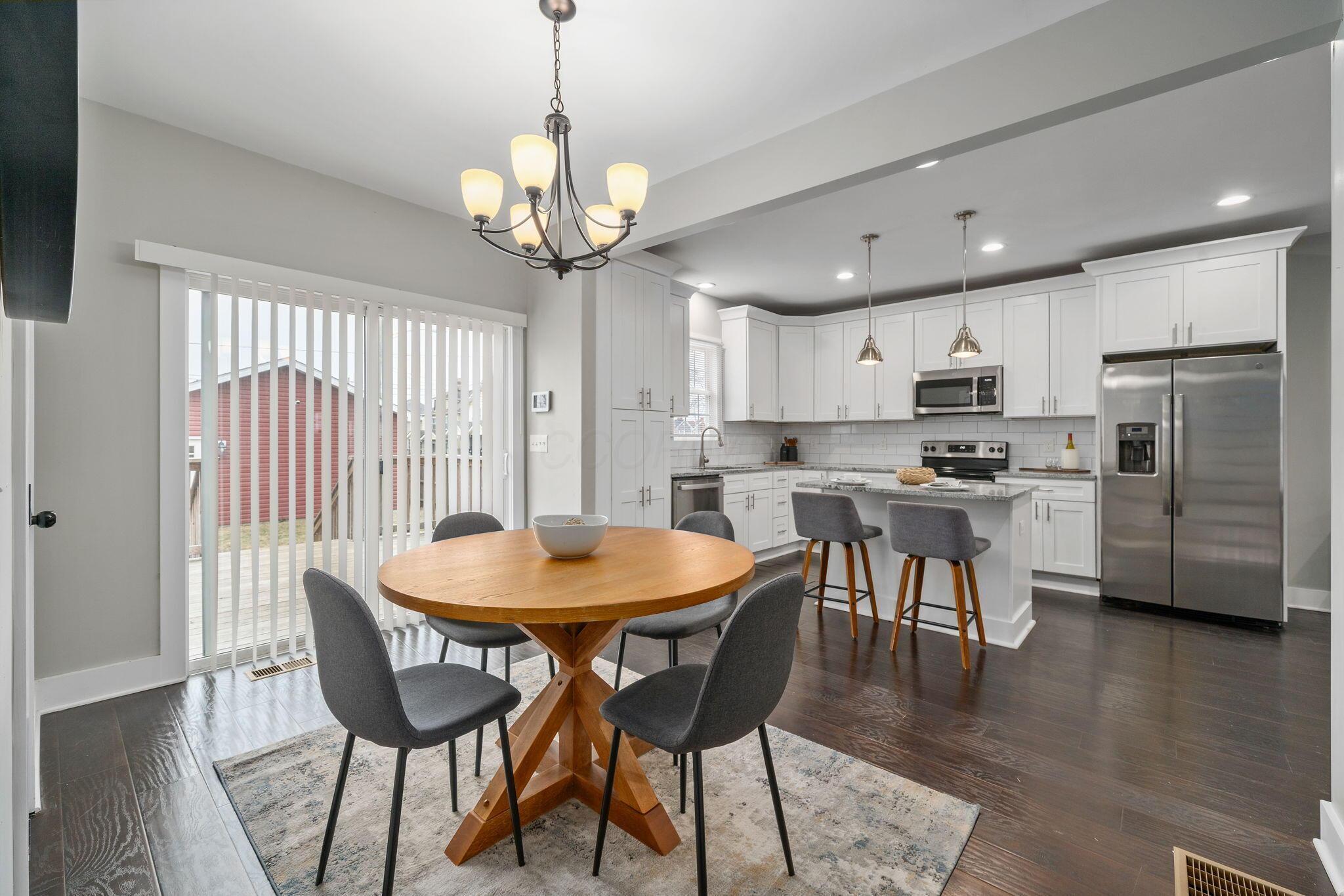 557 E Mithoff Street