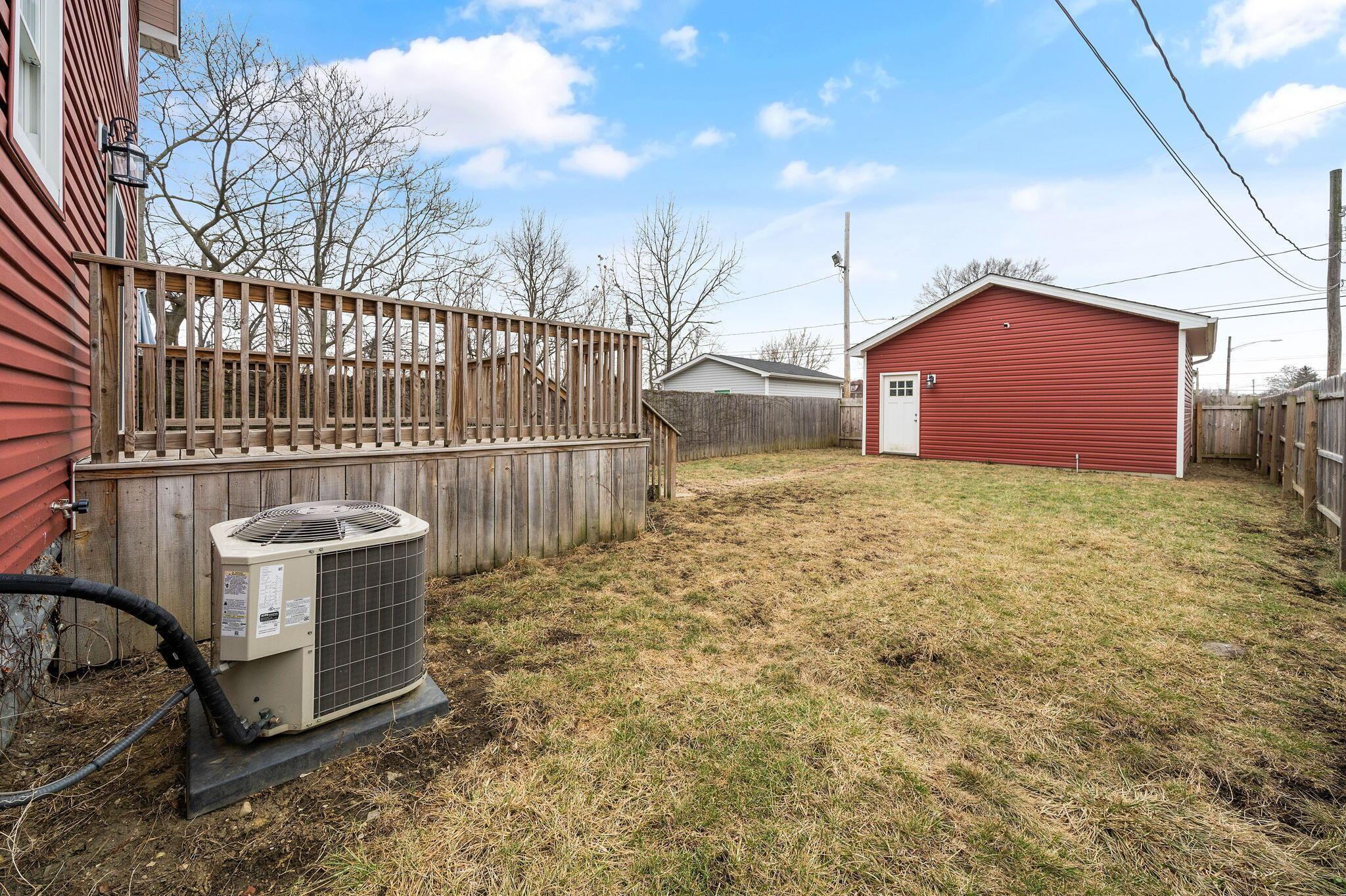 557 E Mithoff Street