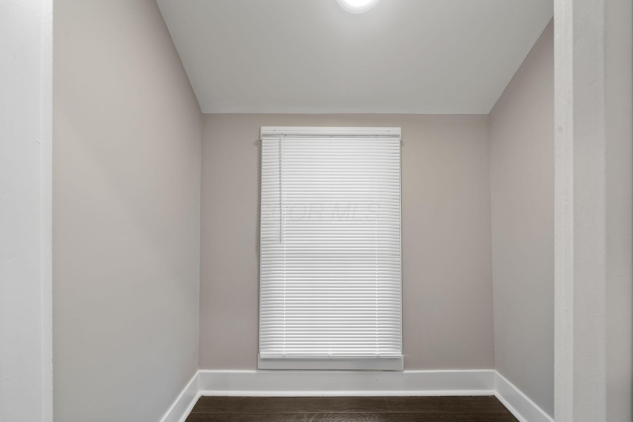 557 E Mithoff Street