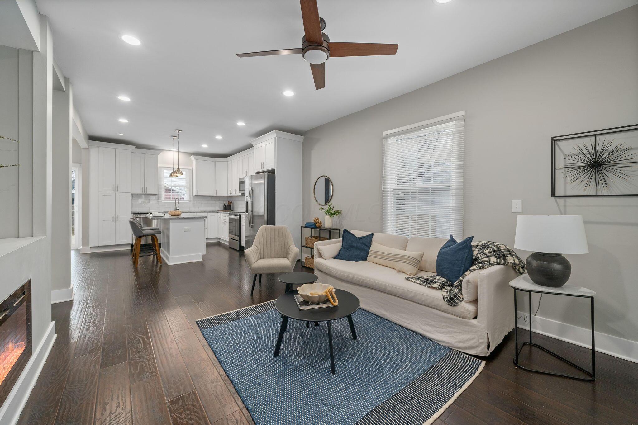 557 E Mithoff Street