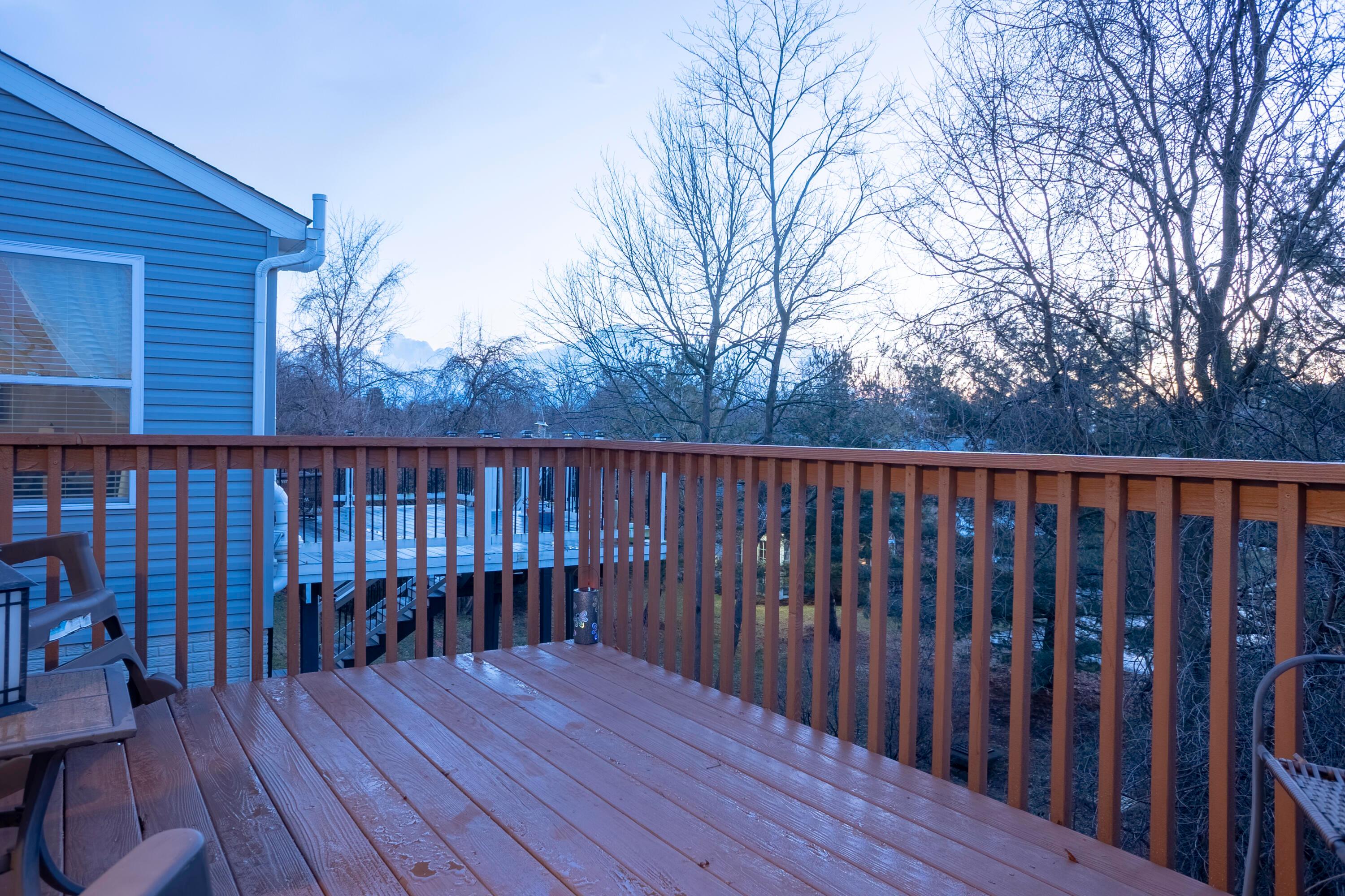 127 Broadstone Circle W