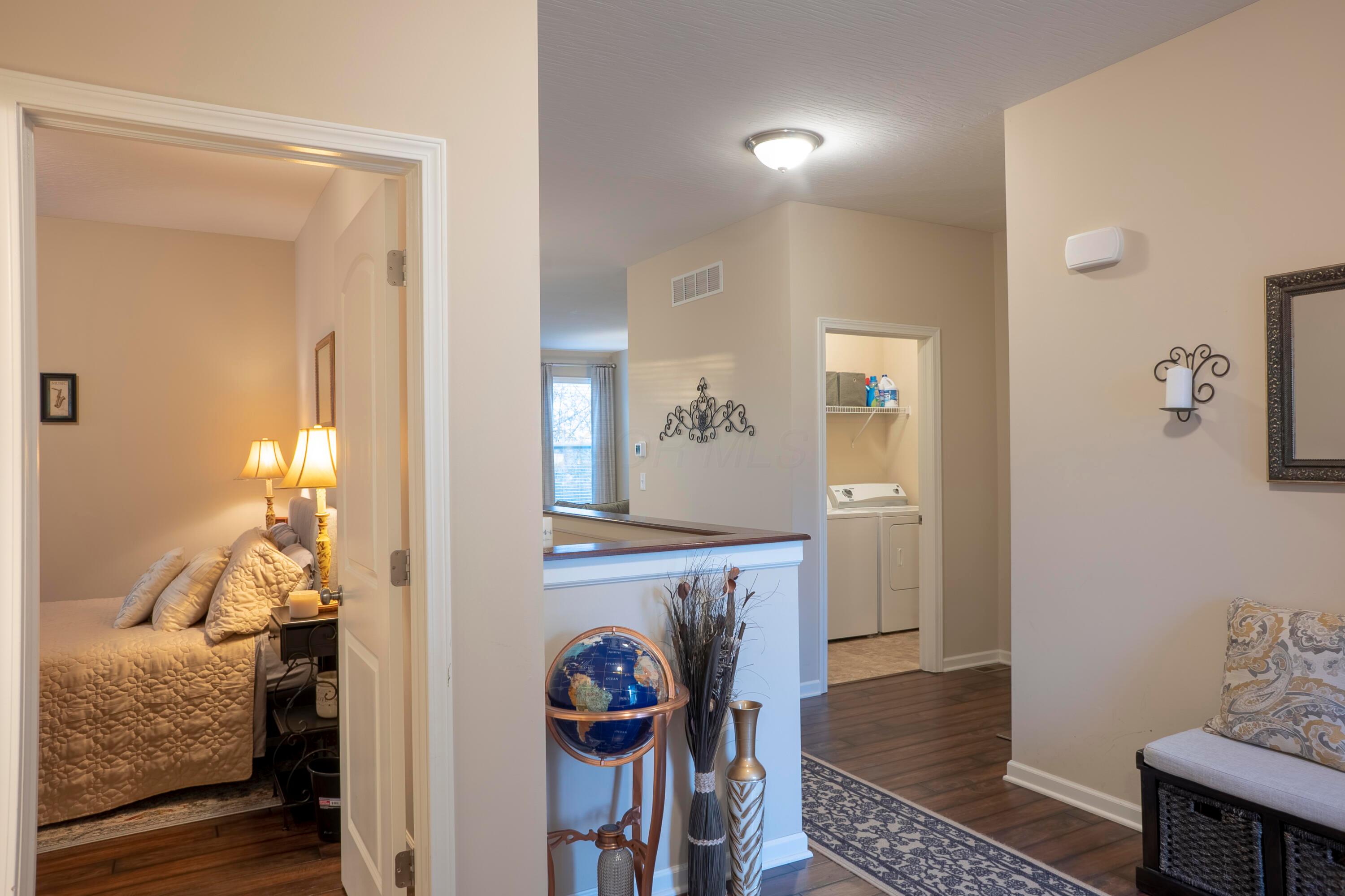 127 Broadstone Circle W