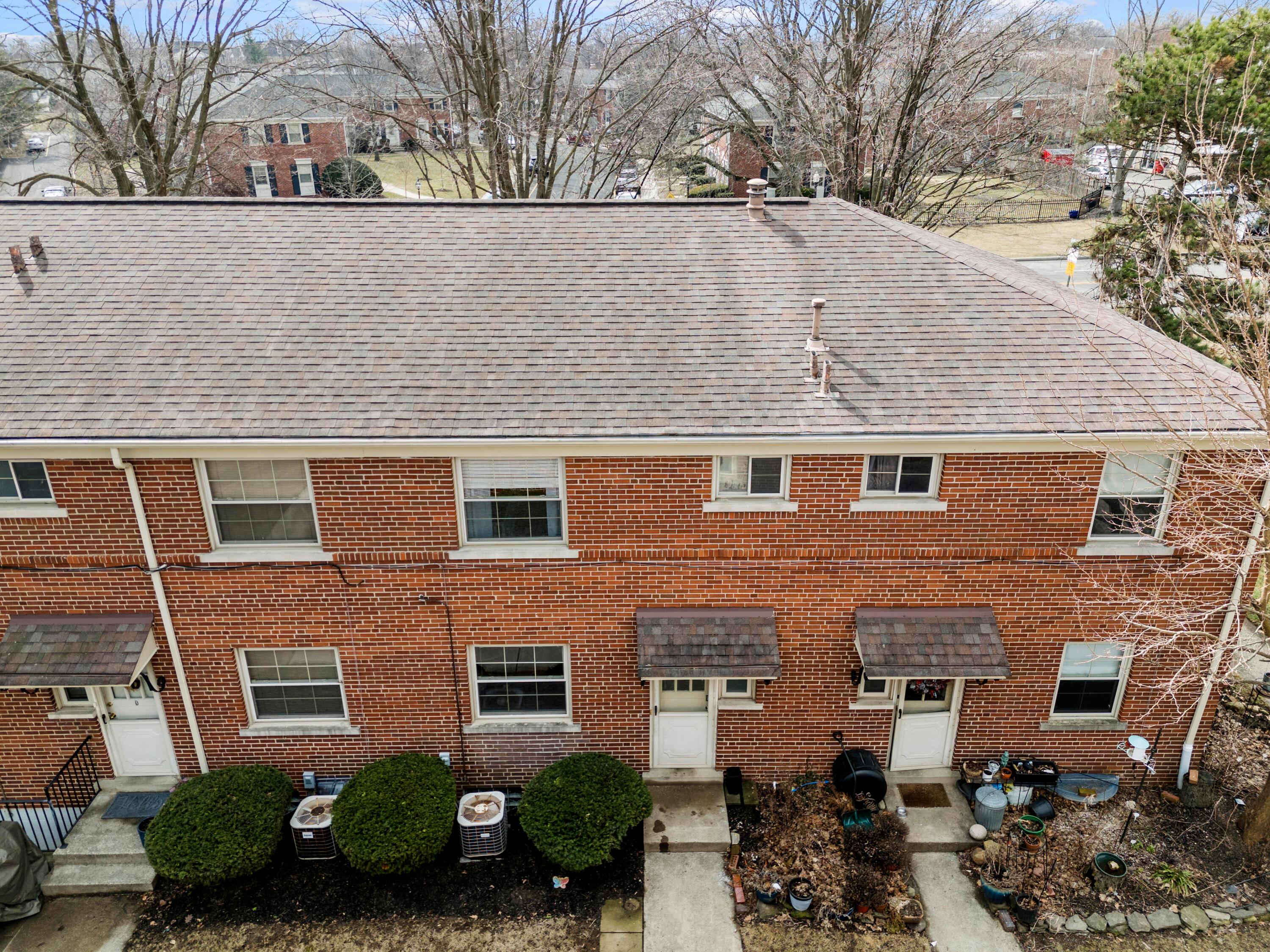 1856 Northwest Boulevard, 29E