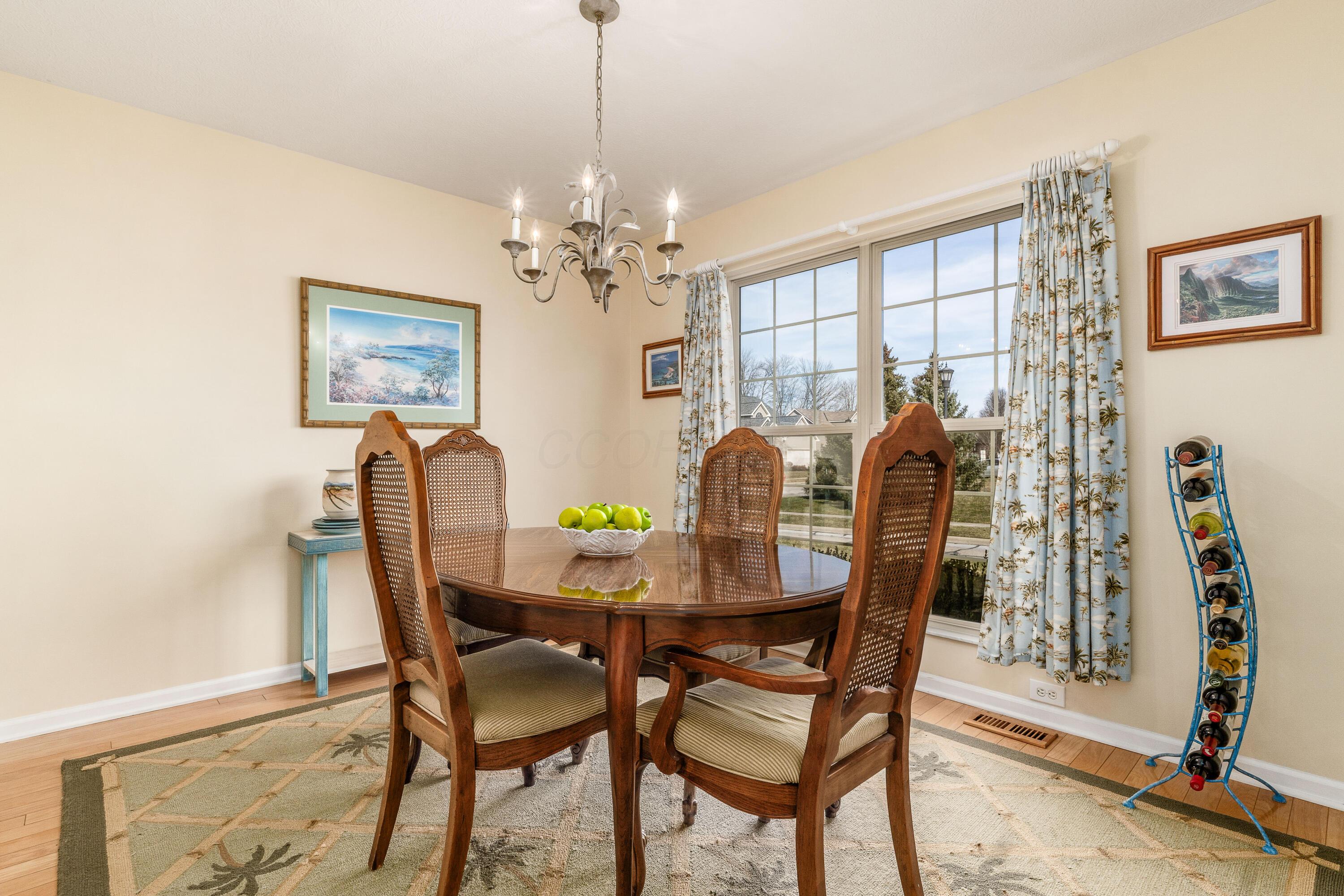 557 Village Green Loop
