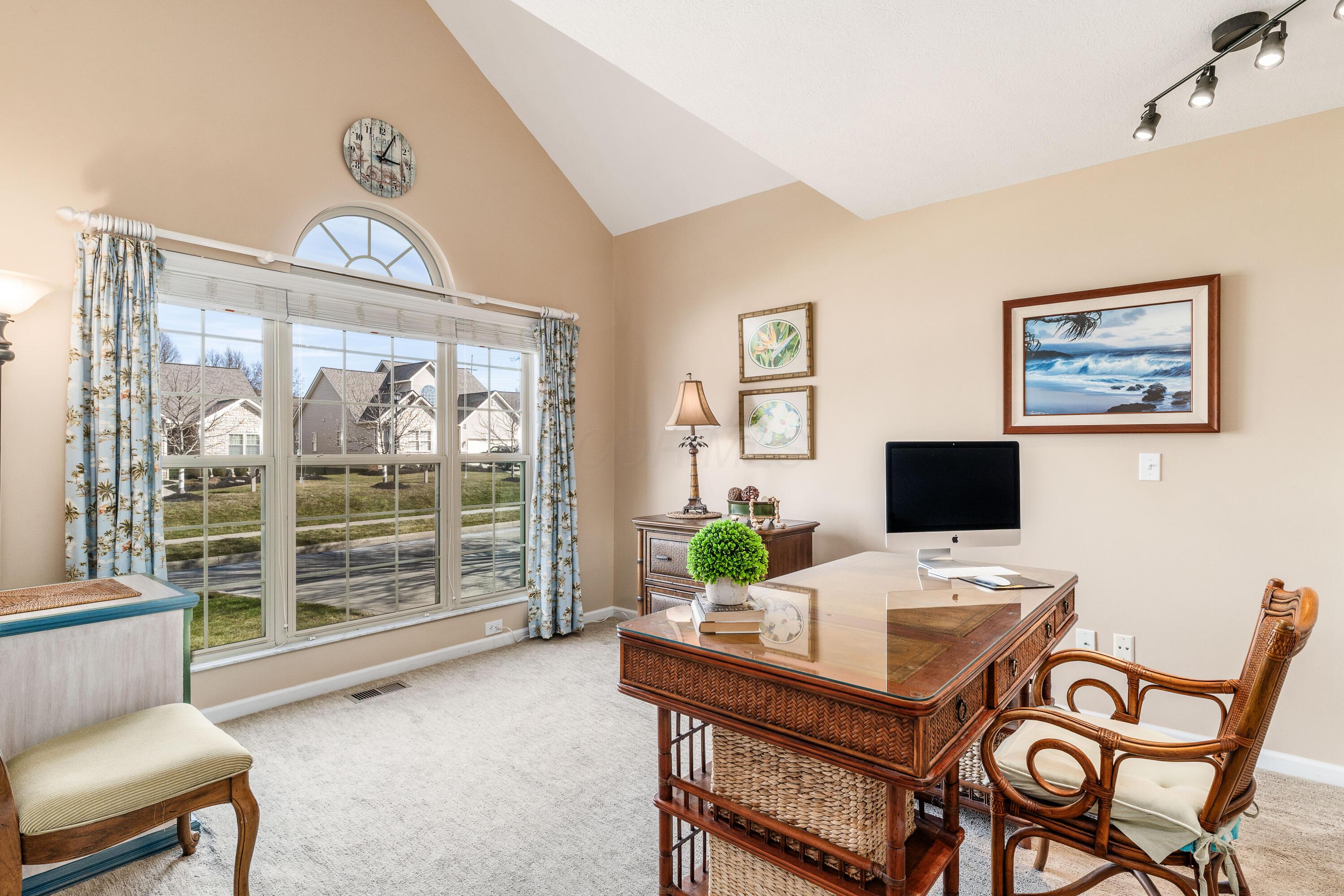 557 Village Green Loop