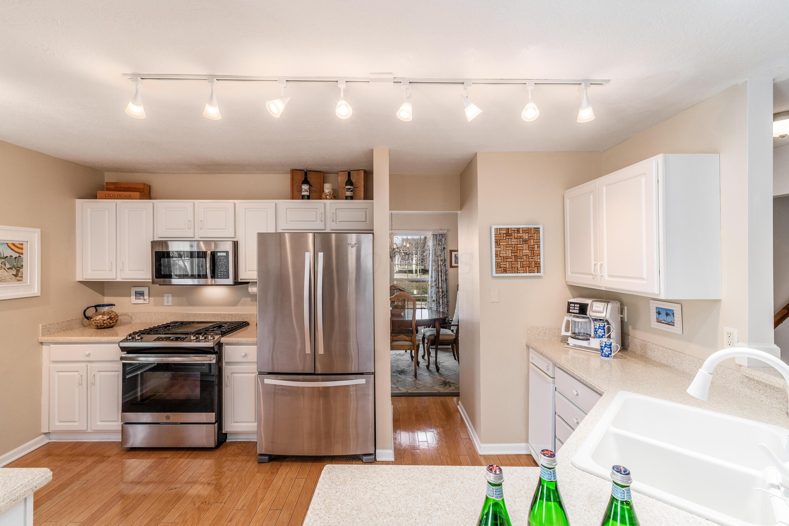 557 Village Green Loop