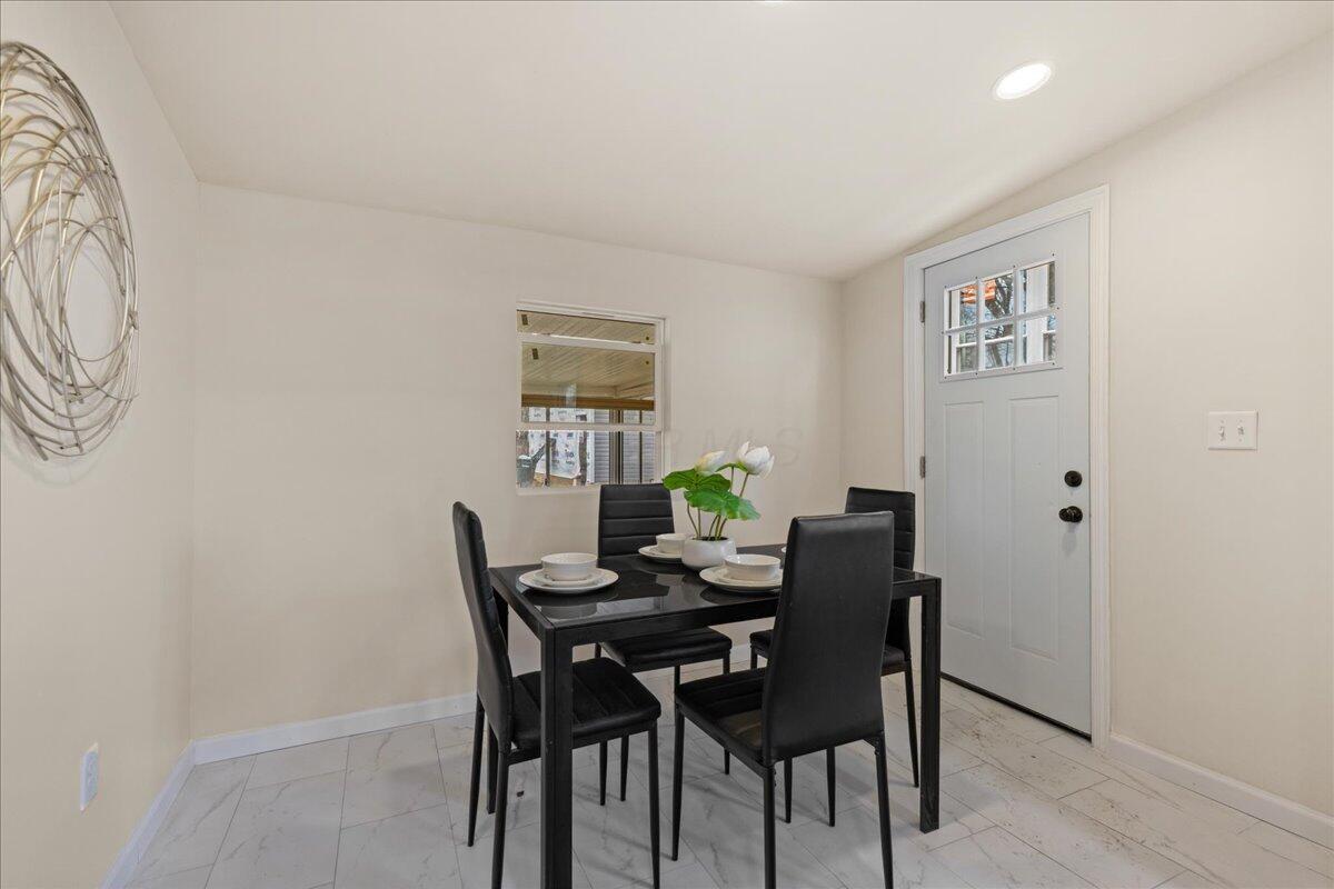 1193 seymour ave Avenue