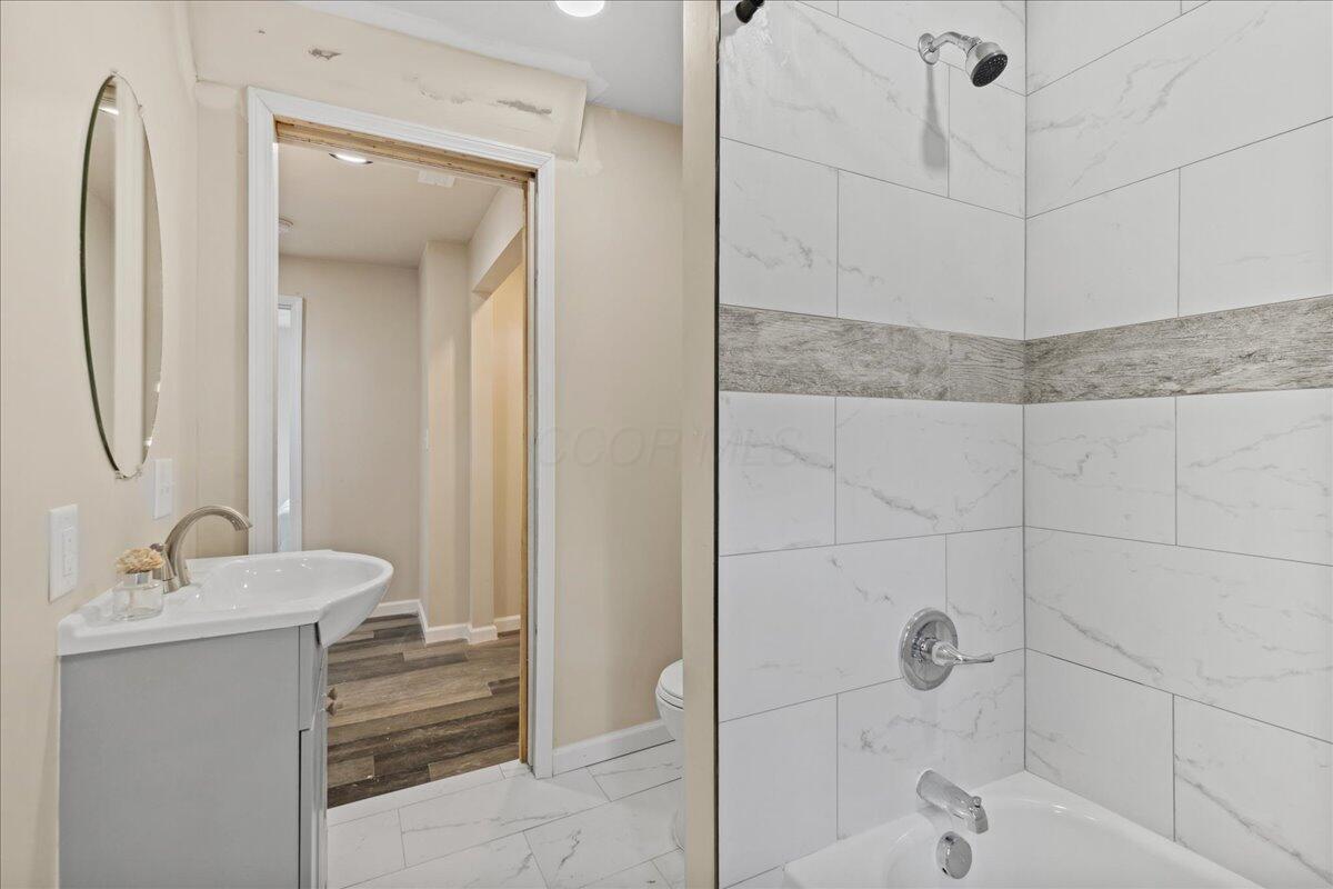 1193 seymour ave Avenue