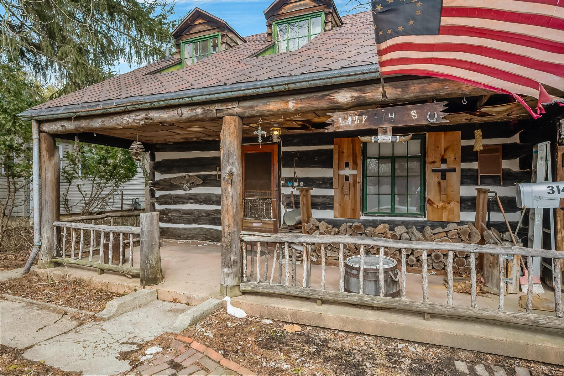 314 W Kanawha Avenue