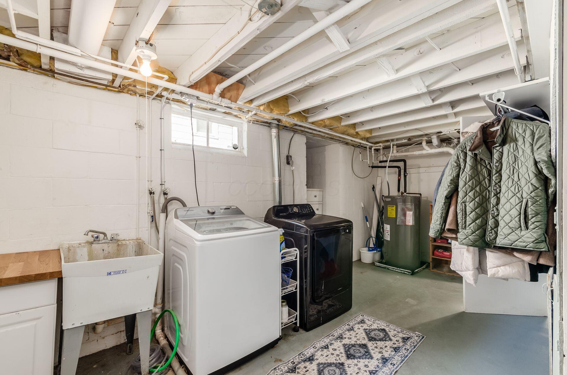 280 E Royal Forest Boulevard