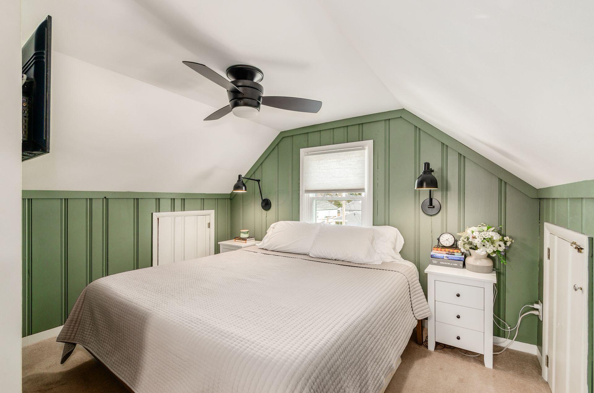 280 E Royal Forest Boulevard