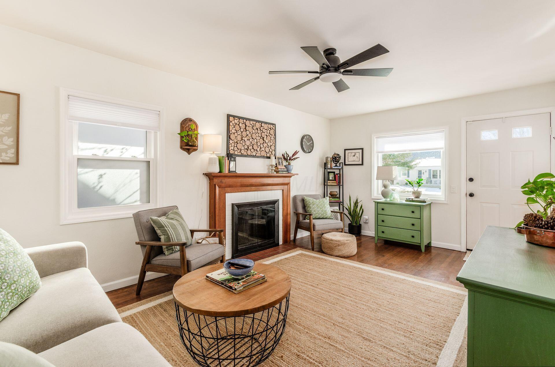 280 E Royal Forest Boulevard