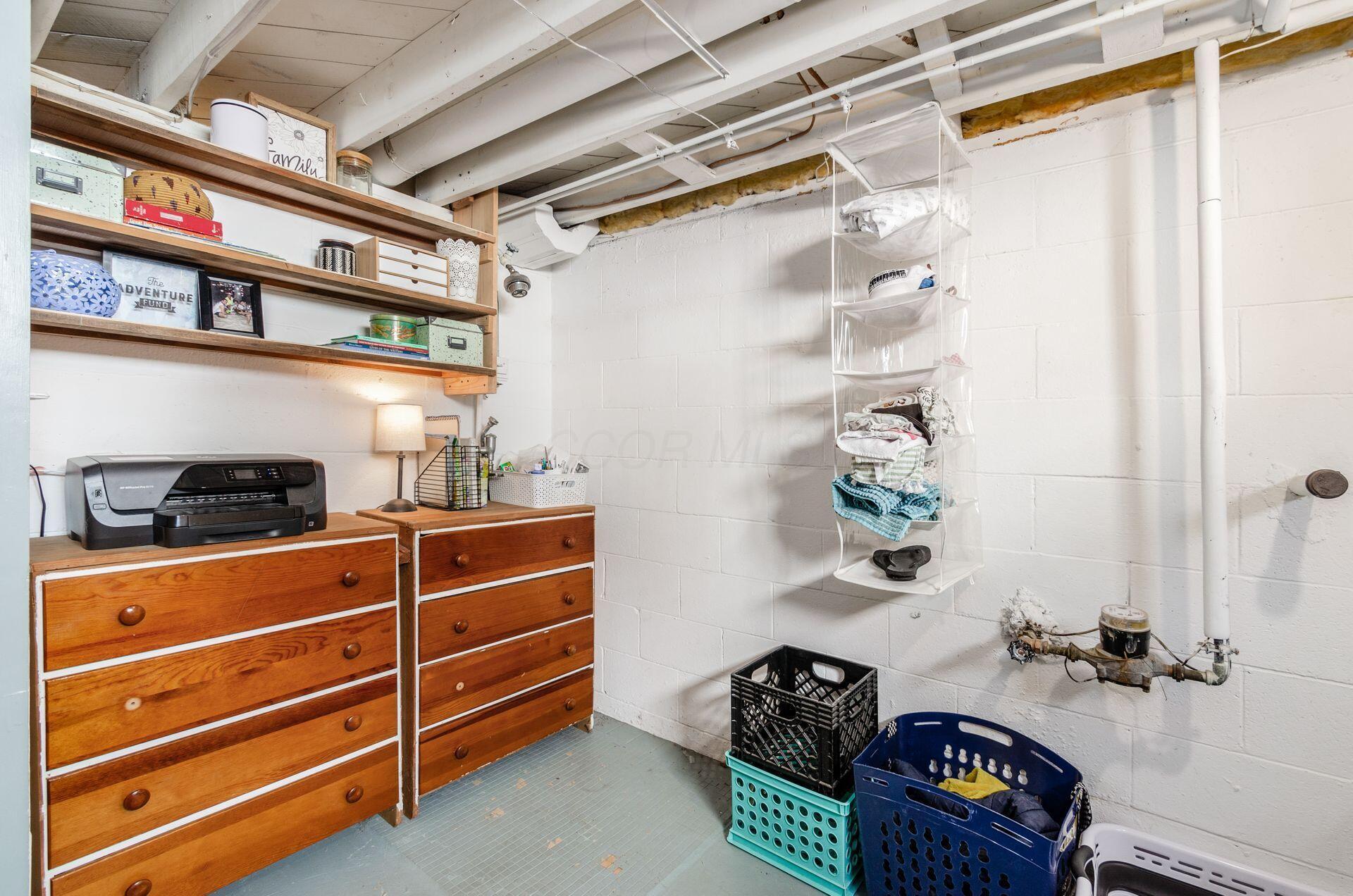 280 E Royal Forest Boulevard